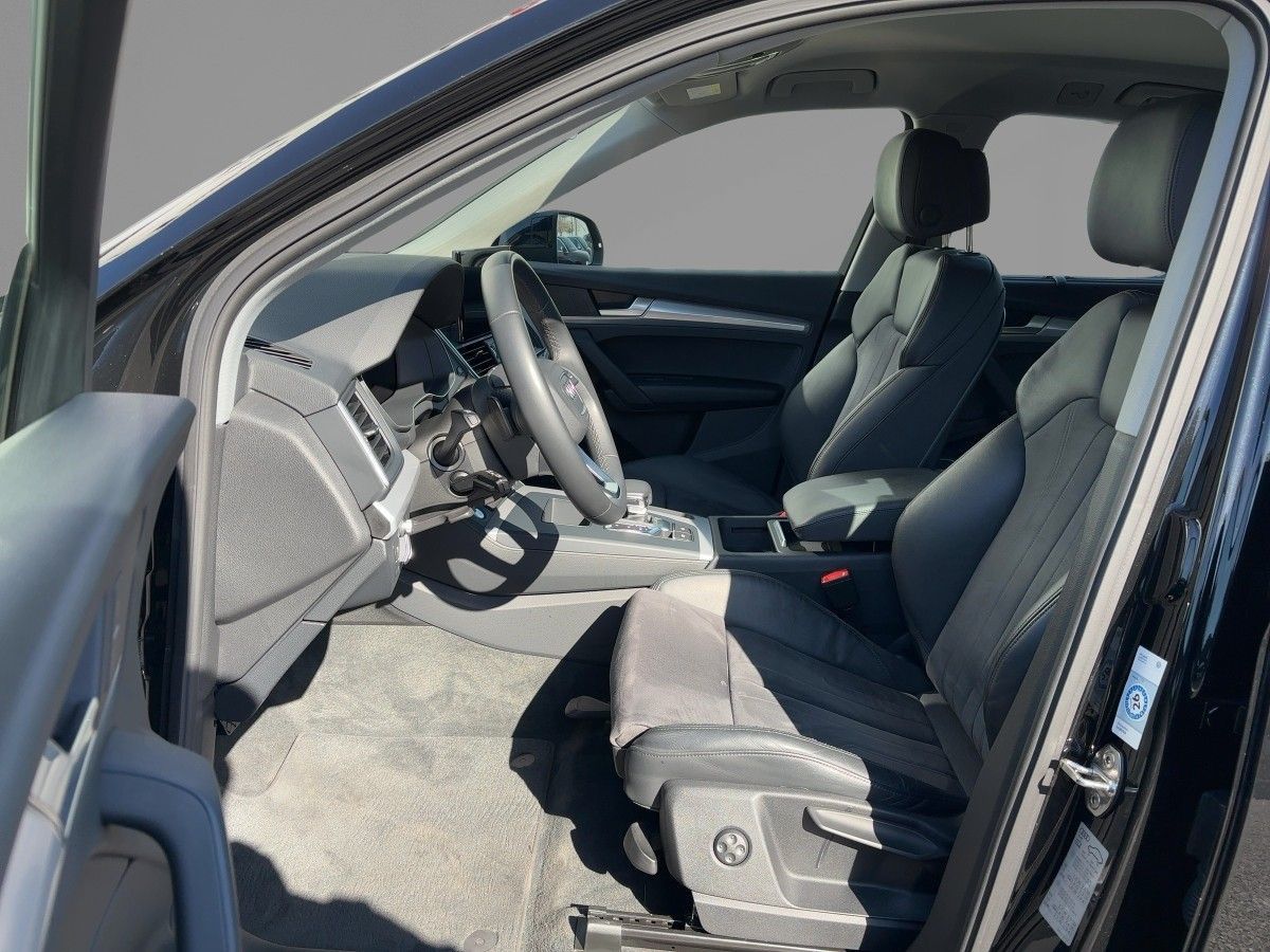Audi Q5 TFSIe S line 55 quattro S tronic AHZV Head-up