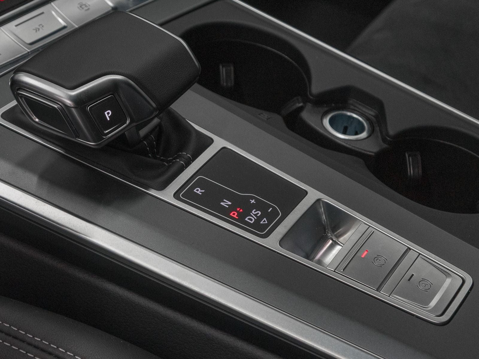 Audi A6 Avant 40 TDI Q S LINE - Samsaru's Car Outlet