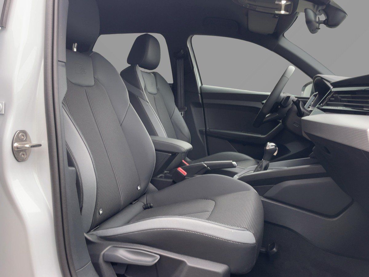 Audi A1 Sportback TFSI S line Stronic ASI ACC Navi LM