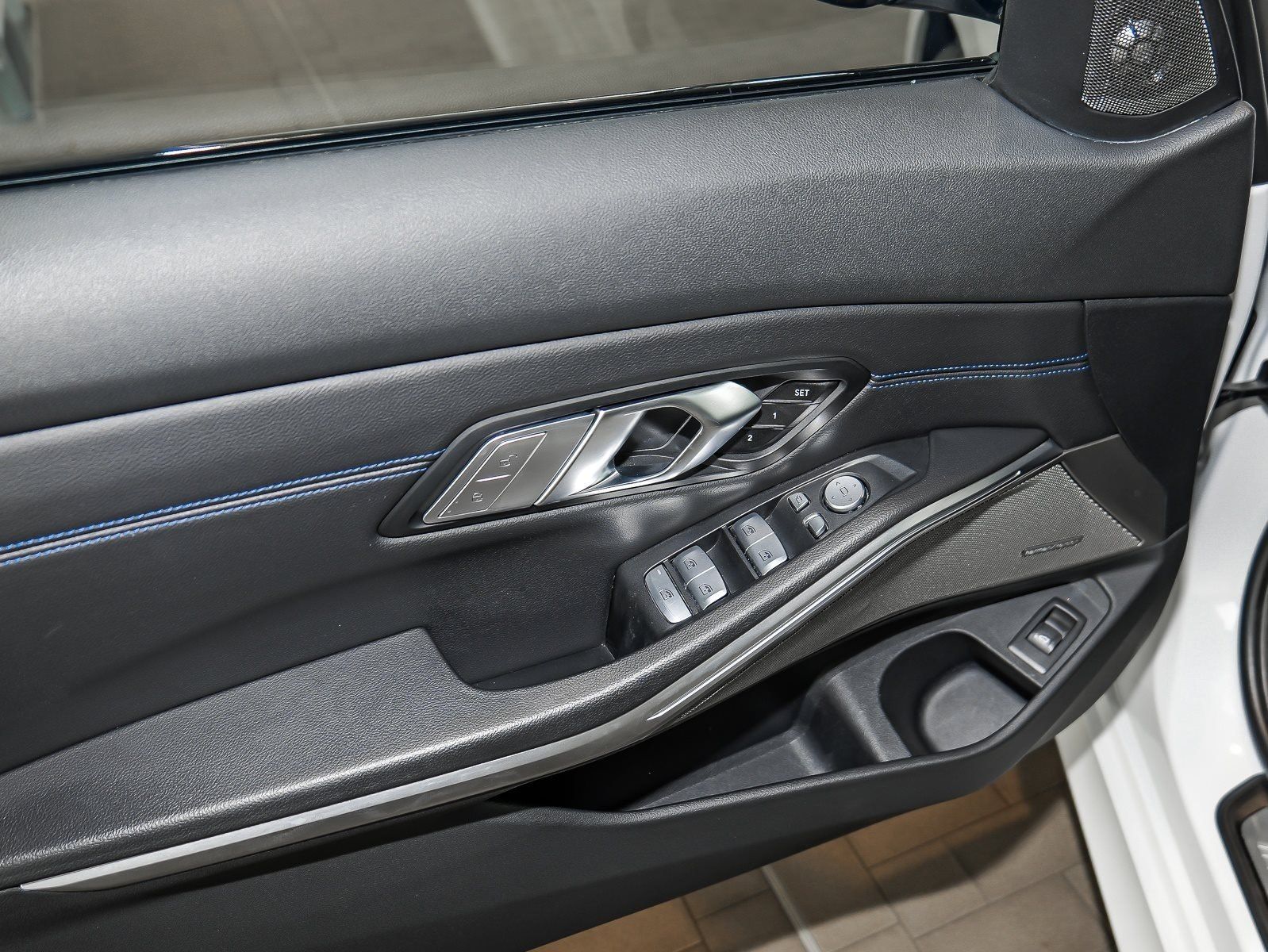 BMW 330i xDrive Touring M-Sport Pro - Samsaru's Car Outlet