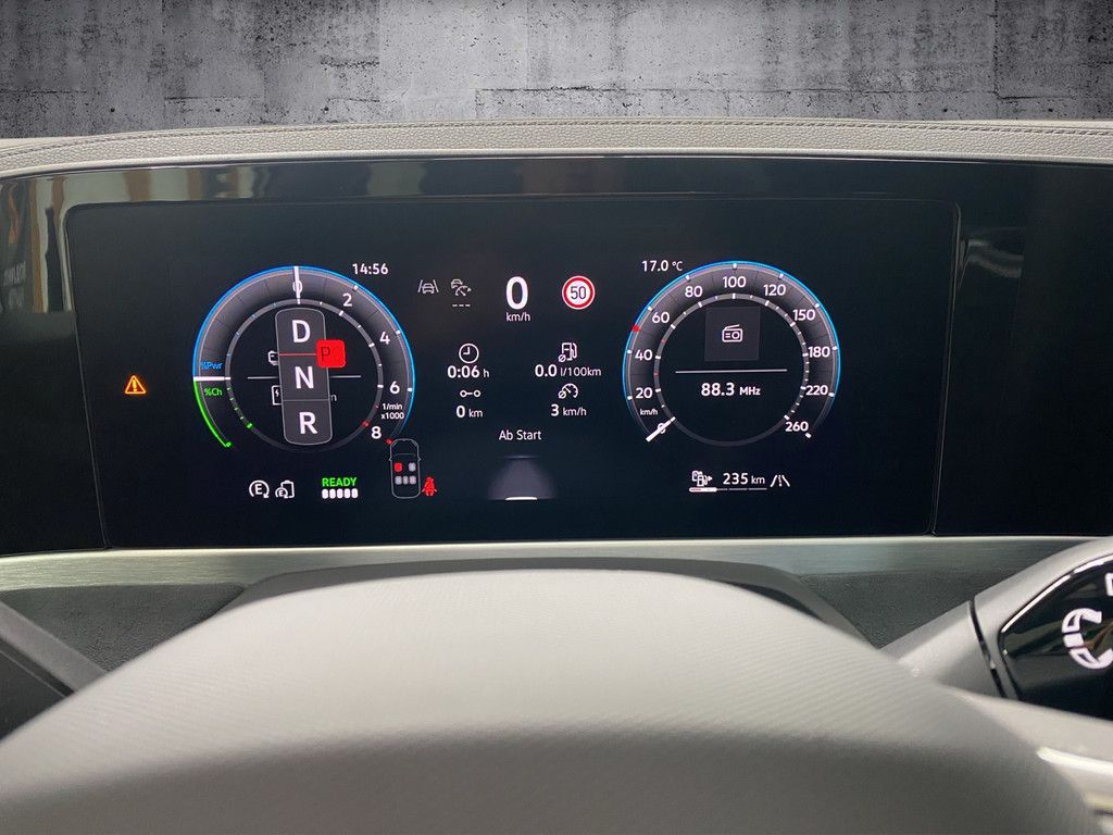 Volkswagen Passat Variant 1.5 TSI eHybrid R-Line DSG AHK