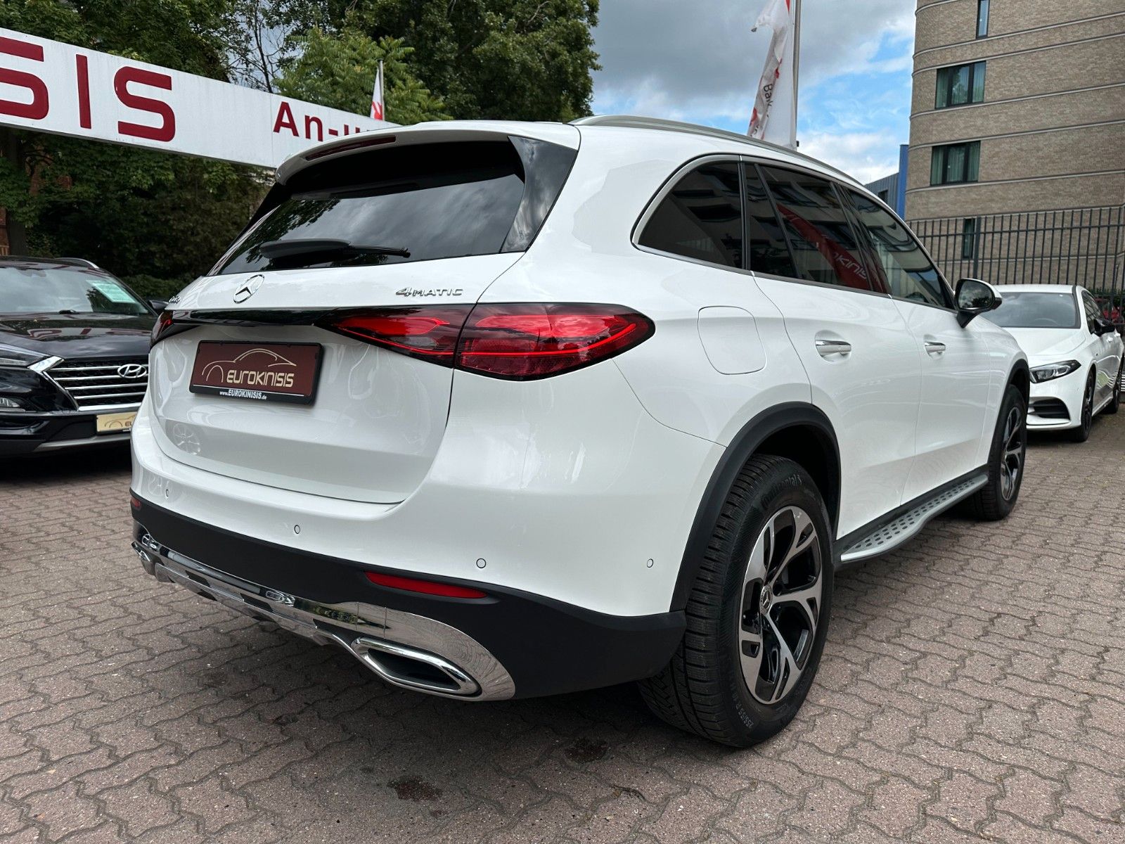 Mercedes-Benz GLC 400e 4M - Samsaru's Car Outlet