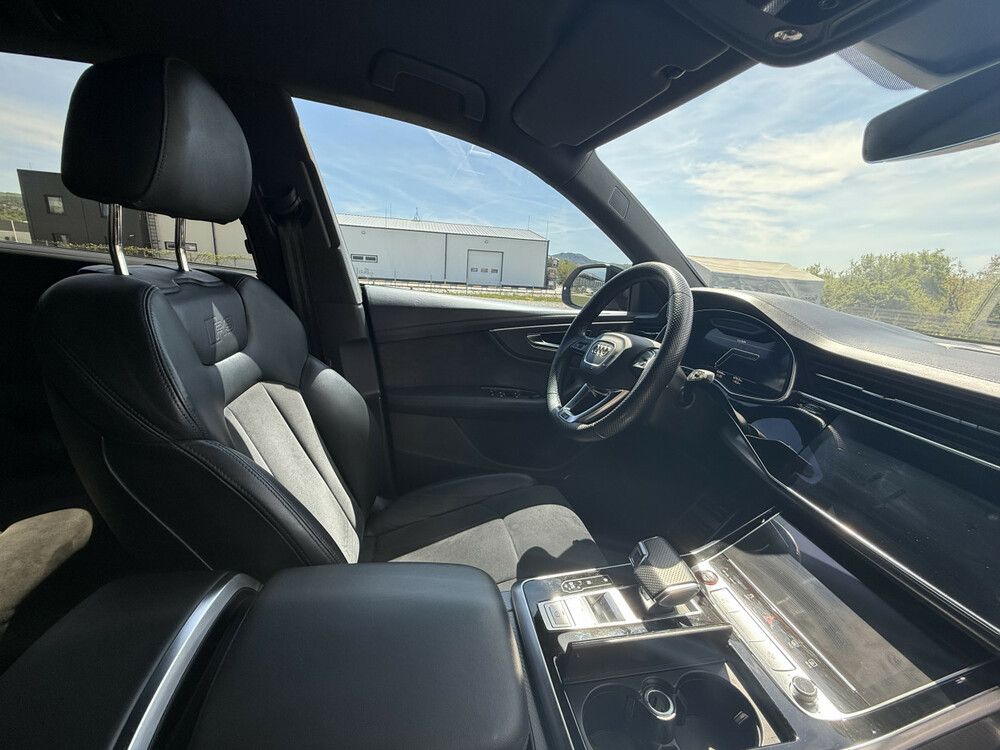 Audi RSQ8 AHK B&O Sport-AGA Matrix