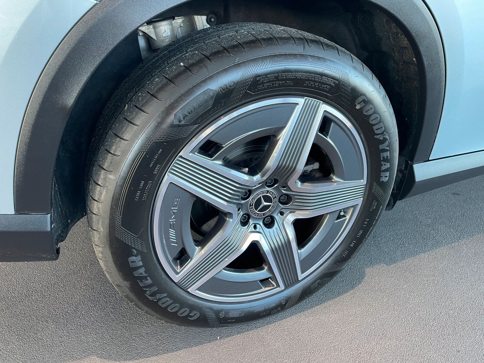 Mercedes-Benz GLC 300 4M AMG ADVANCED+ PANO DIGITALLIGHT AHK