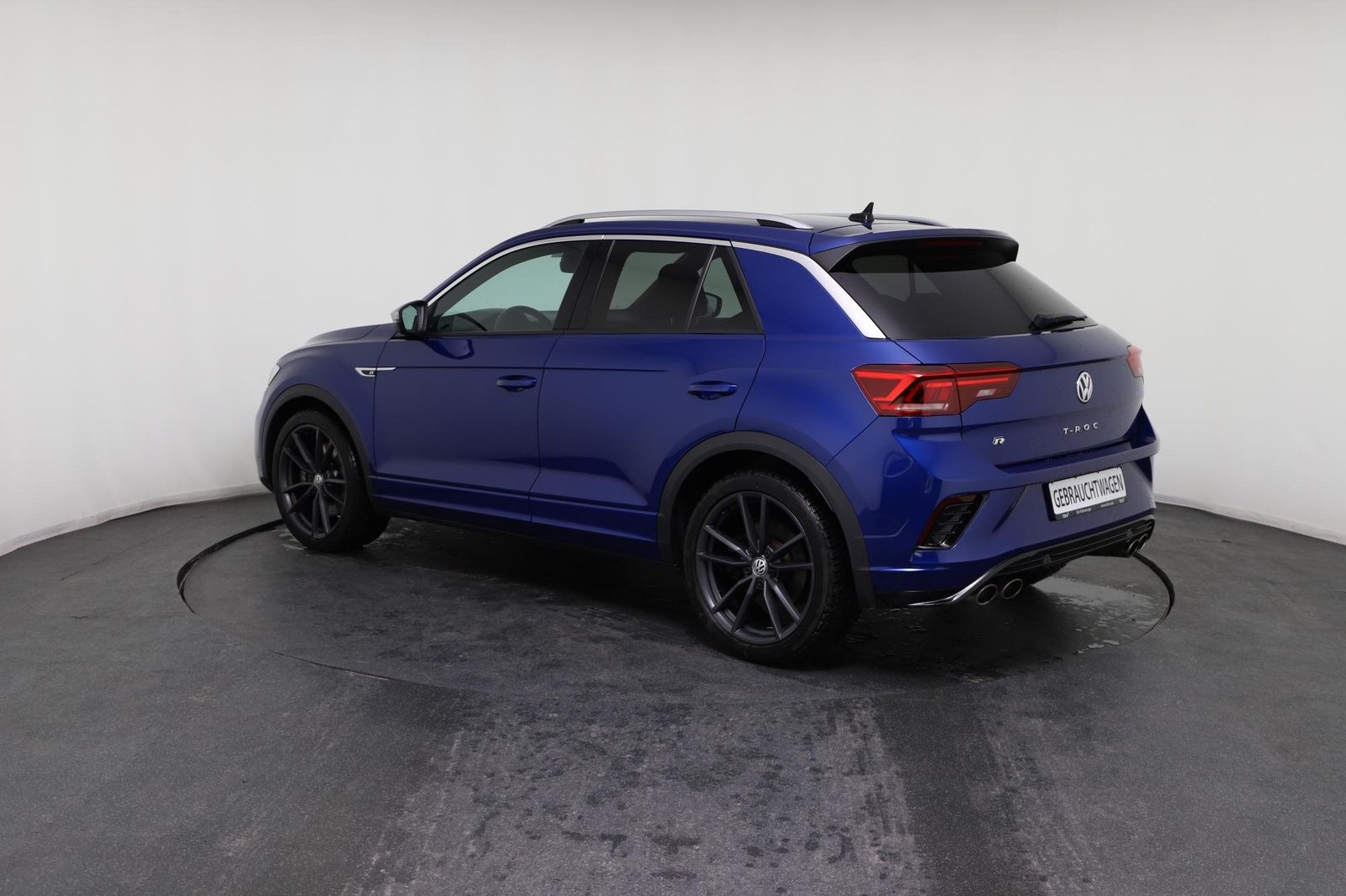 Volkswagen T-Roc 2.0 TSI 4-Motion R - Samsaru's Car Outlet