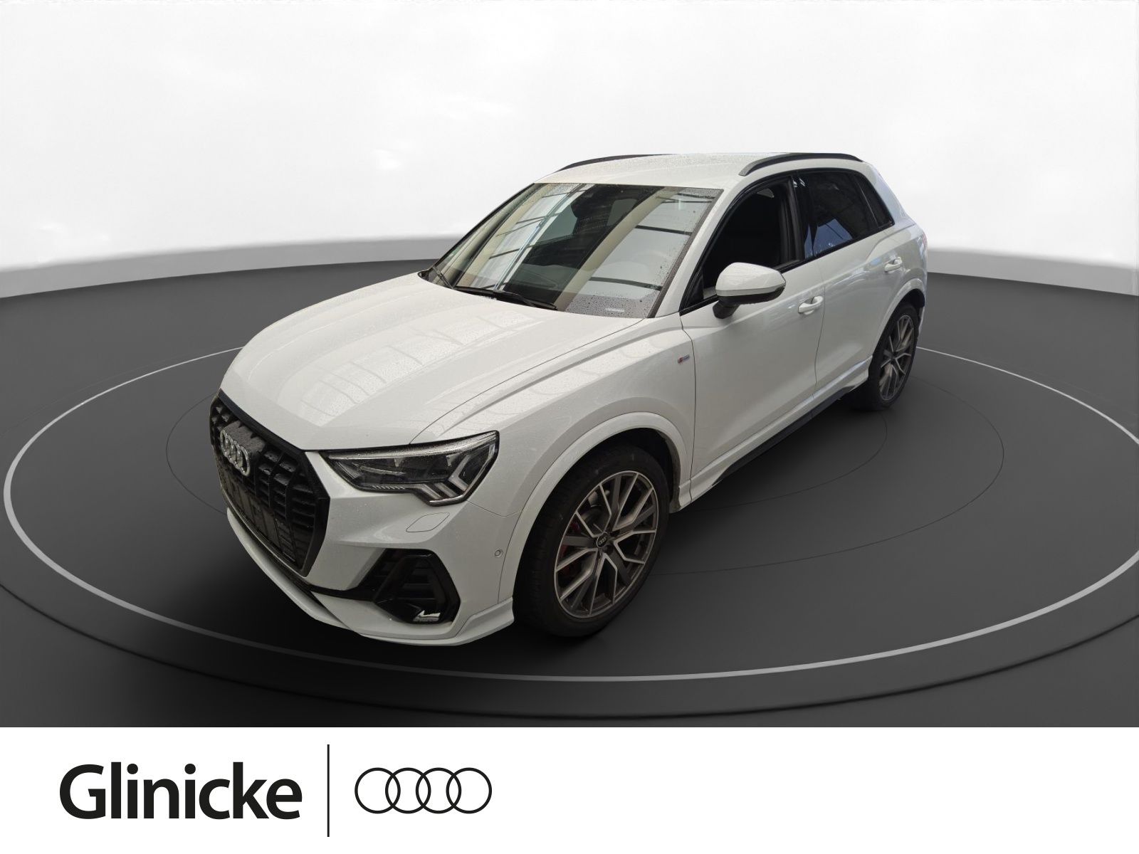 Audi Q3 45 TFSI qu. S line AHK Matrix LM 20" Navi 360