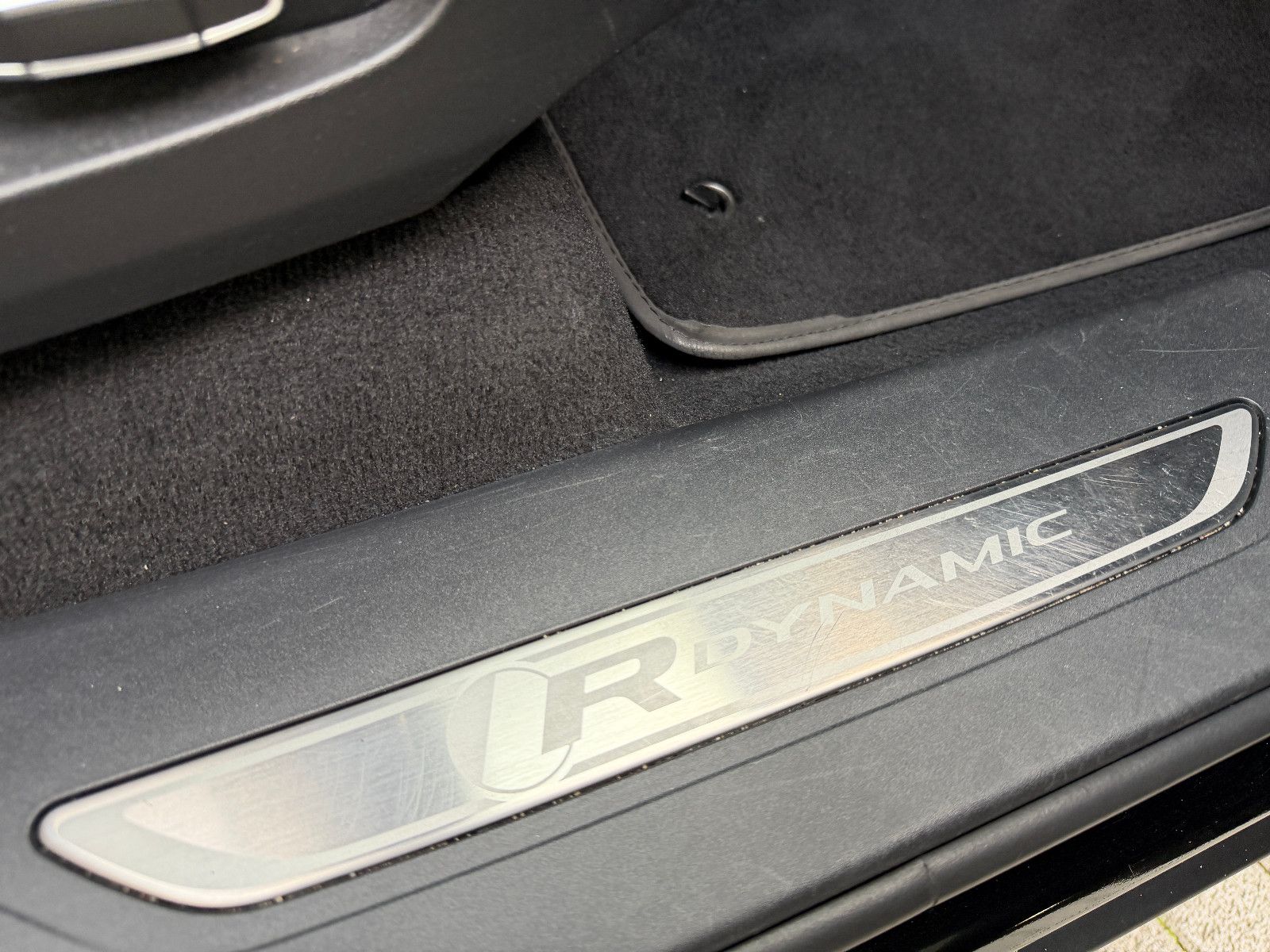 Jaguar F-Pace F-PACE R-Dynamic S AWD/PANO/3D-KAMERA