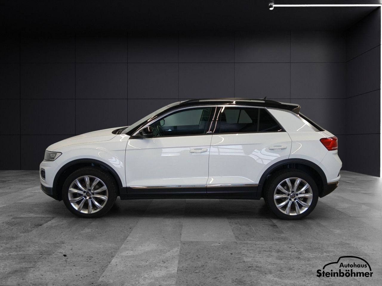 Volkswagen T-ROC United 1.5TSI DSG - Samsaru's Car Outlet