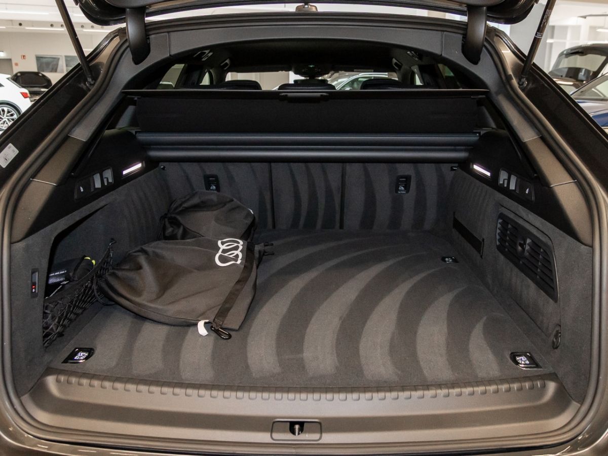 Audi A6 Avant S line 55 TFSI e quattro S tronic - Samsaru's Car Outlet