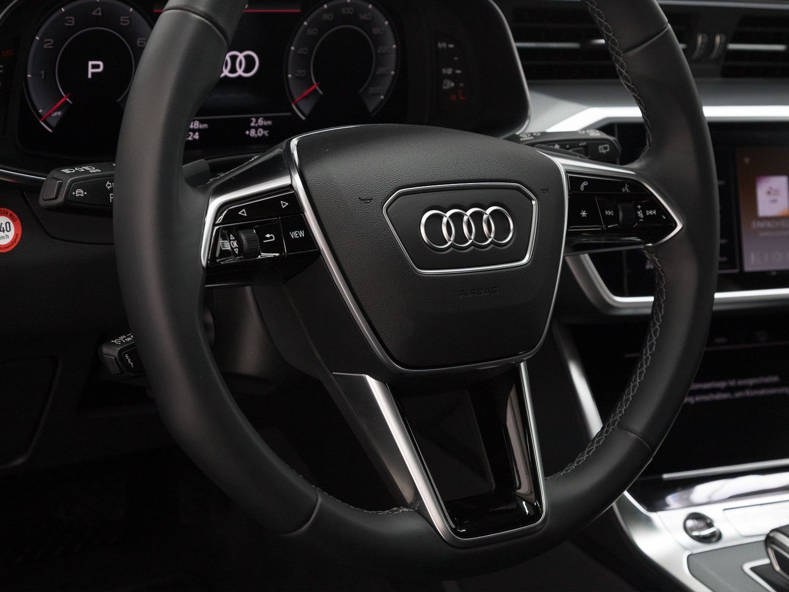 Audi A6 Avant 45 TFSI ADVANCED - Samsaru's Car Outlet