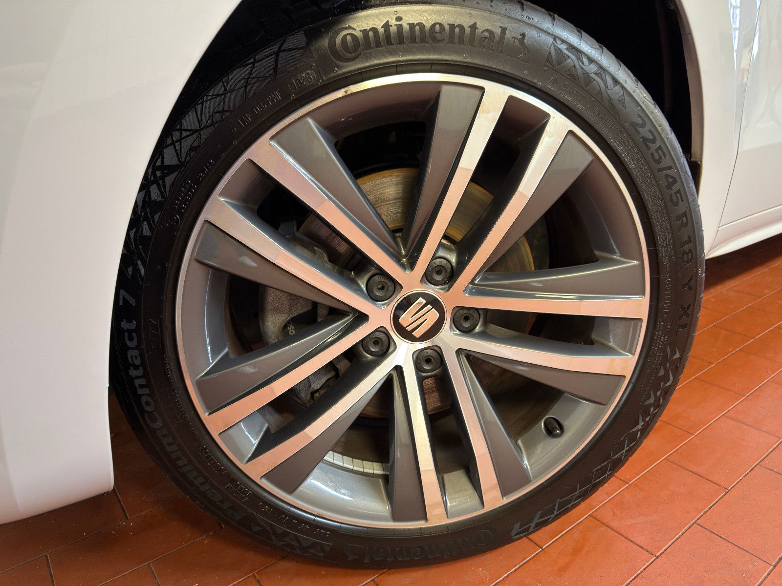 Seat Alhambra FR-Line 1.4 TSI DSG AHK DCC ACC 7-Sitze