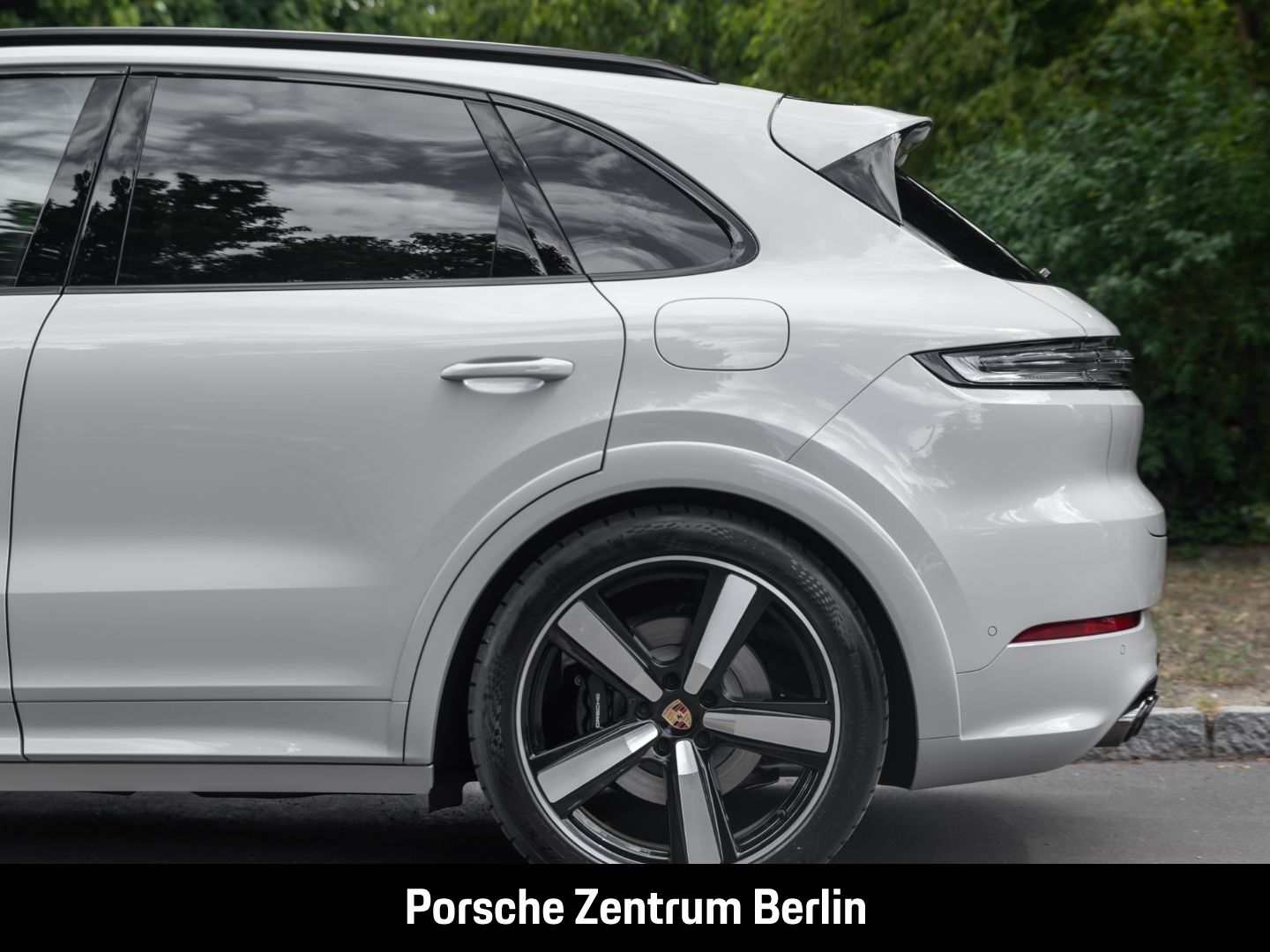 Porsche Cayenne E-Hybrid BOSE LED-Matrix-HD 22-Zoll