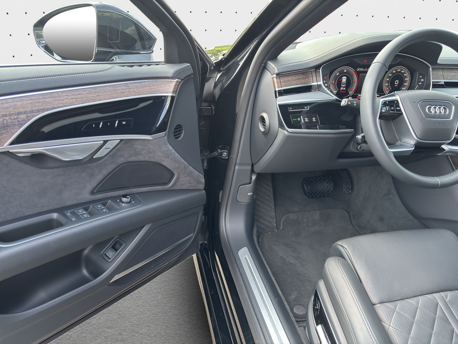 Audi A8 L 50 TDI quattro - Samsaru's Car Outlet