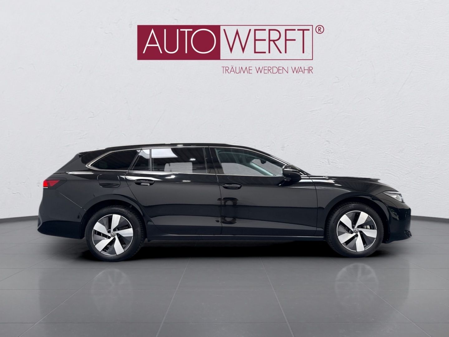 Volkswagen Passat Variant 1.5 eTSI eHybrid DSG BUSINESS HEA