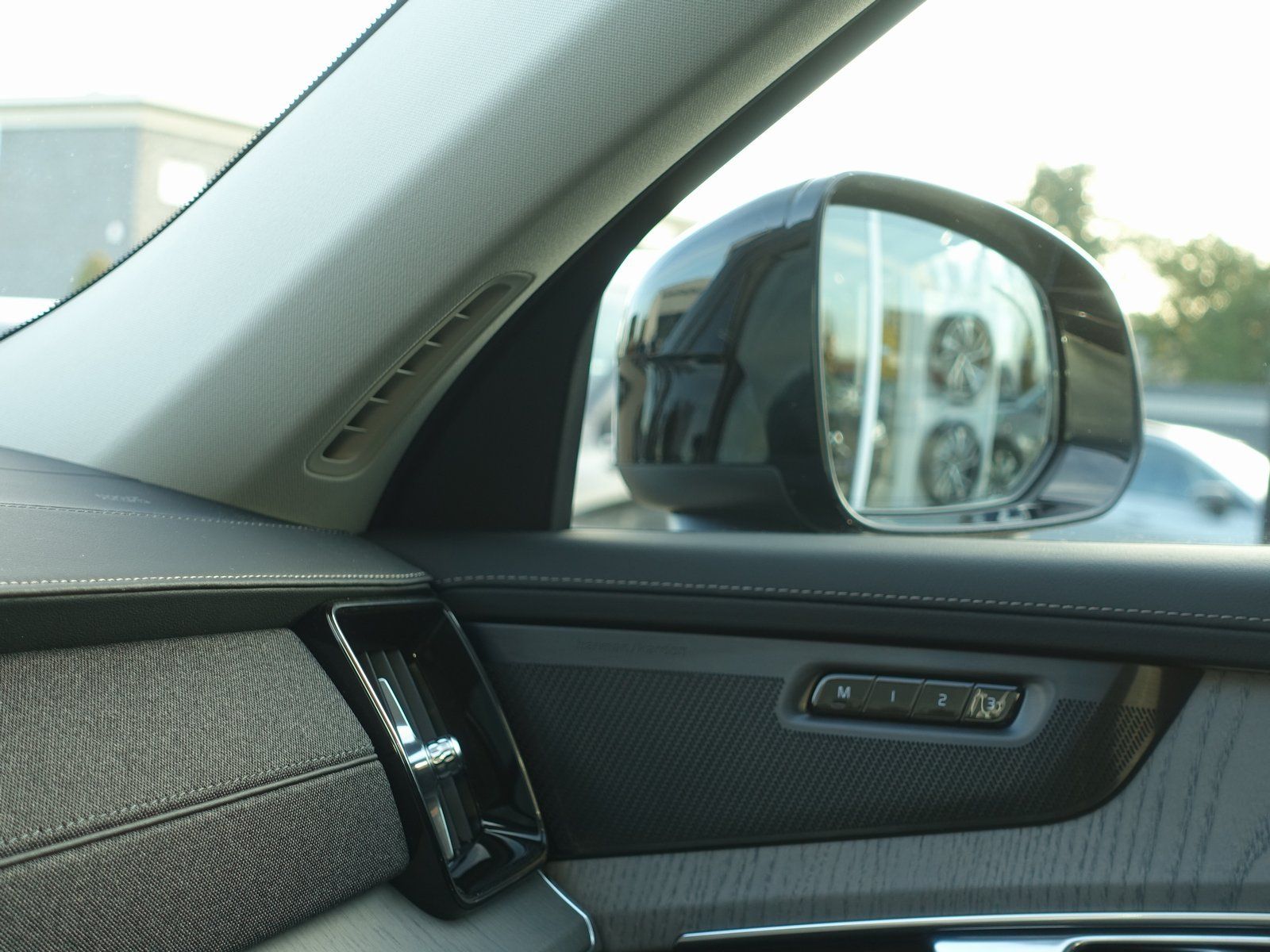 Volvo XC90 Plus Dark T8 AWD Plug-in Hybrid/Pano/FourC/