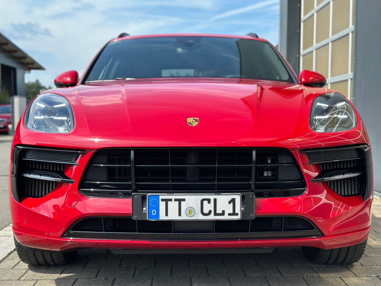 Porsche Macan GTS - Samsaru's Car Outlet