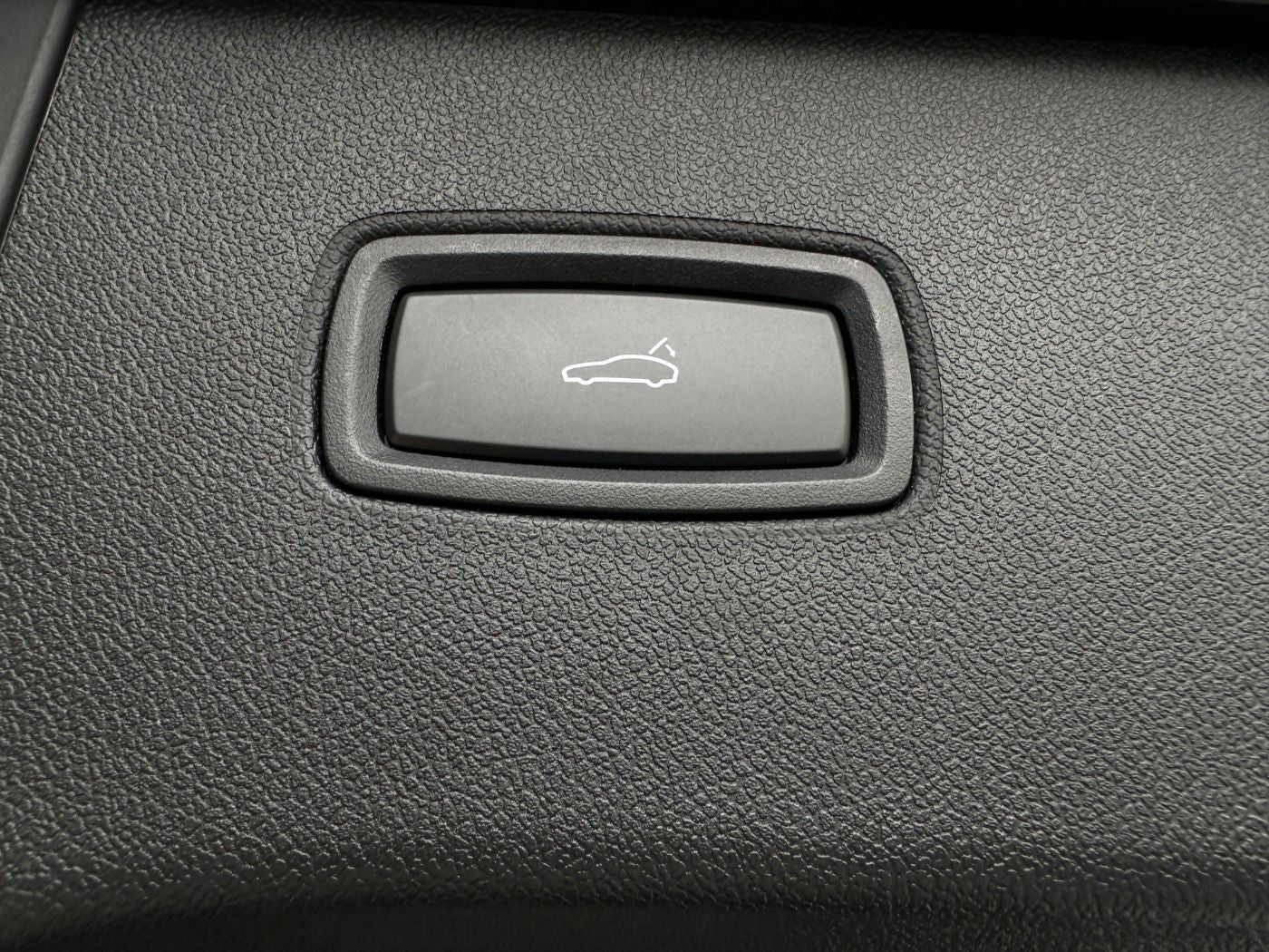 Porsche Cayenne E-Hybrid PANO BOSE Sportlenkrad
