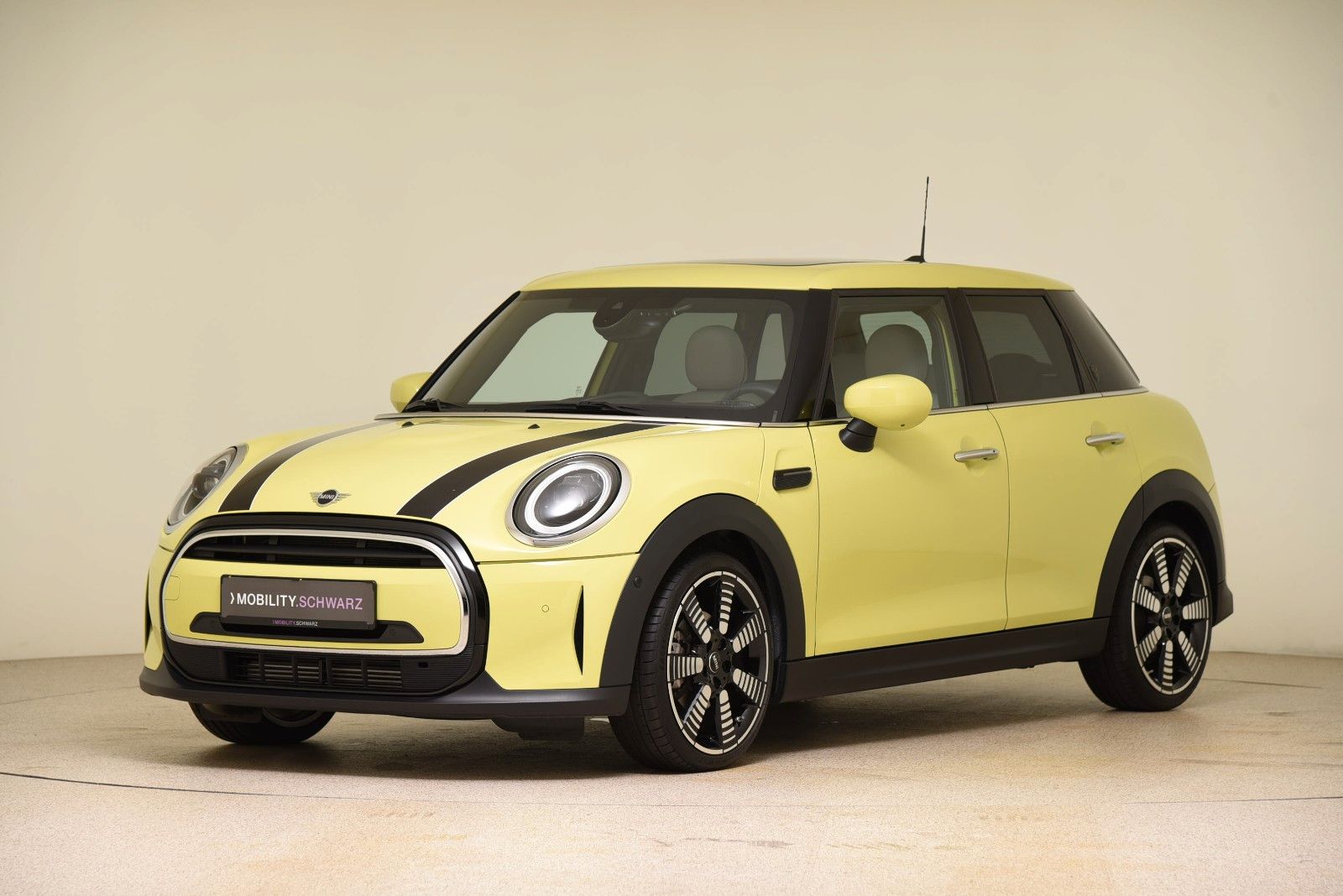 MINI Mini Cooper MINI Yours Trim - Samsaru's Car Outlet