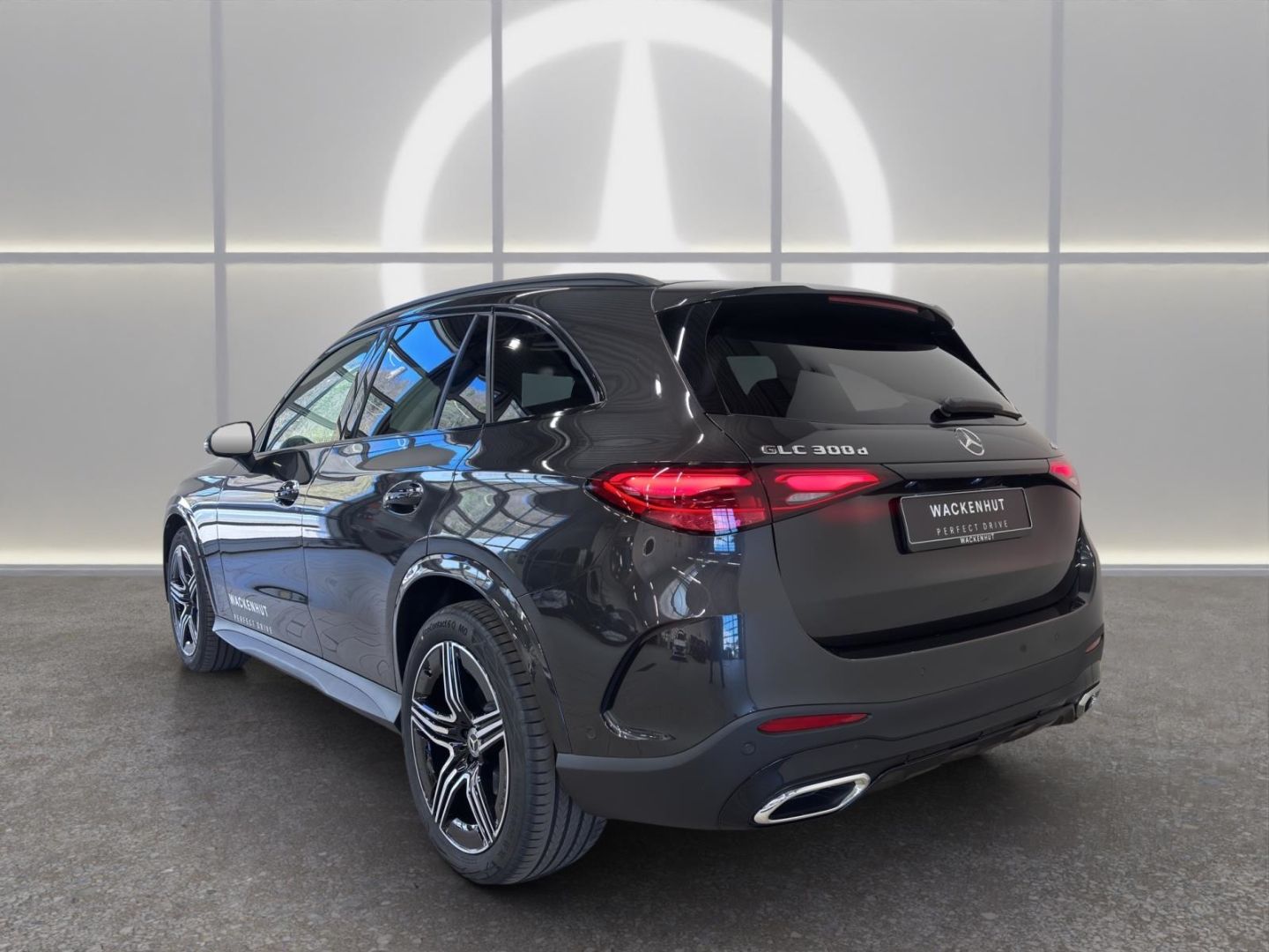 Mercedes-Benz GLC 300 d 4M EDITION AMG LINE NIGHT+AHK+PANO+360