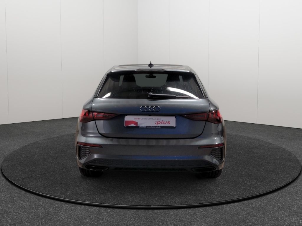 Audi A3 Sportback 40TFSIe S tronic S line Matrix Navi
