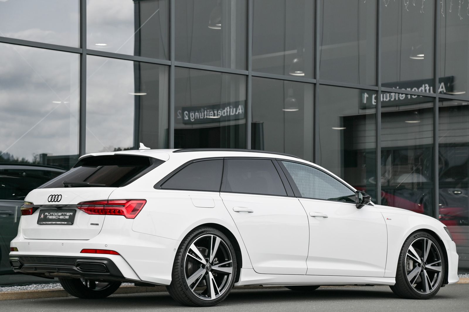 Audi A6 Avant 50 TDI quattro S line - Samsaru's Car Outlet
