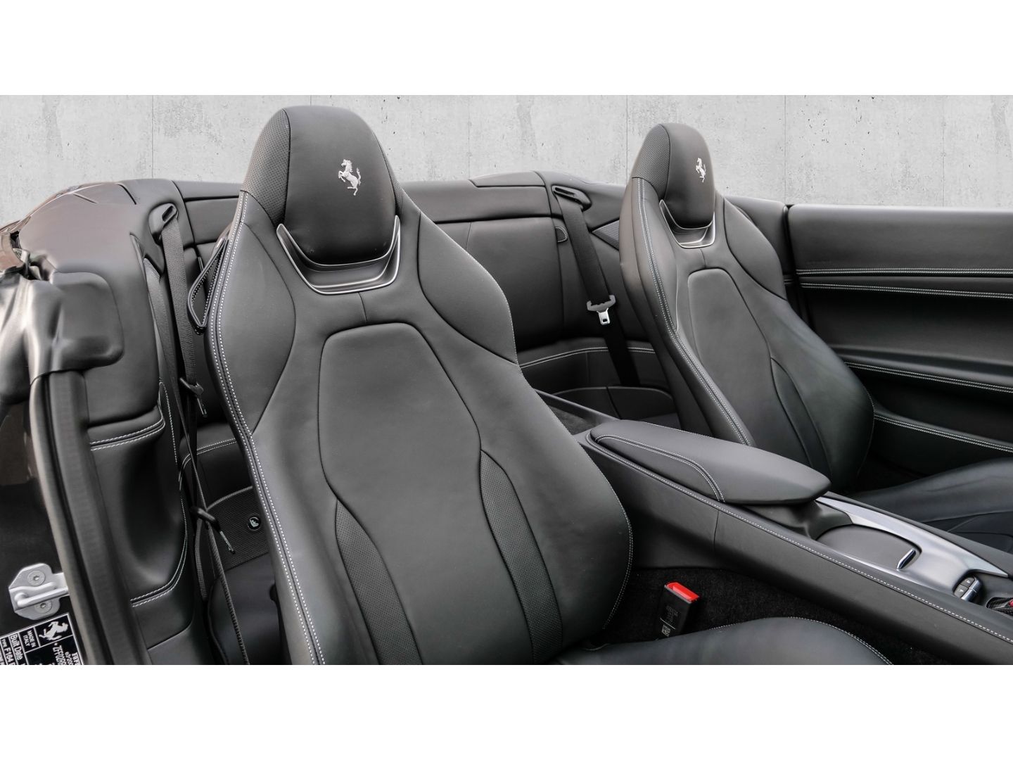 Ferrari Portofino M - Samsaru's Car Outlet