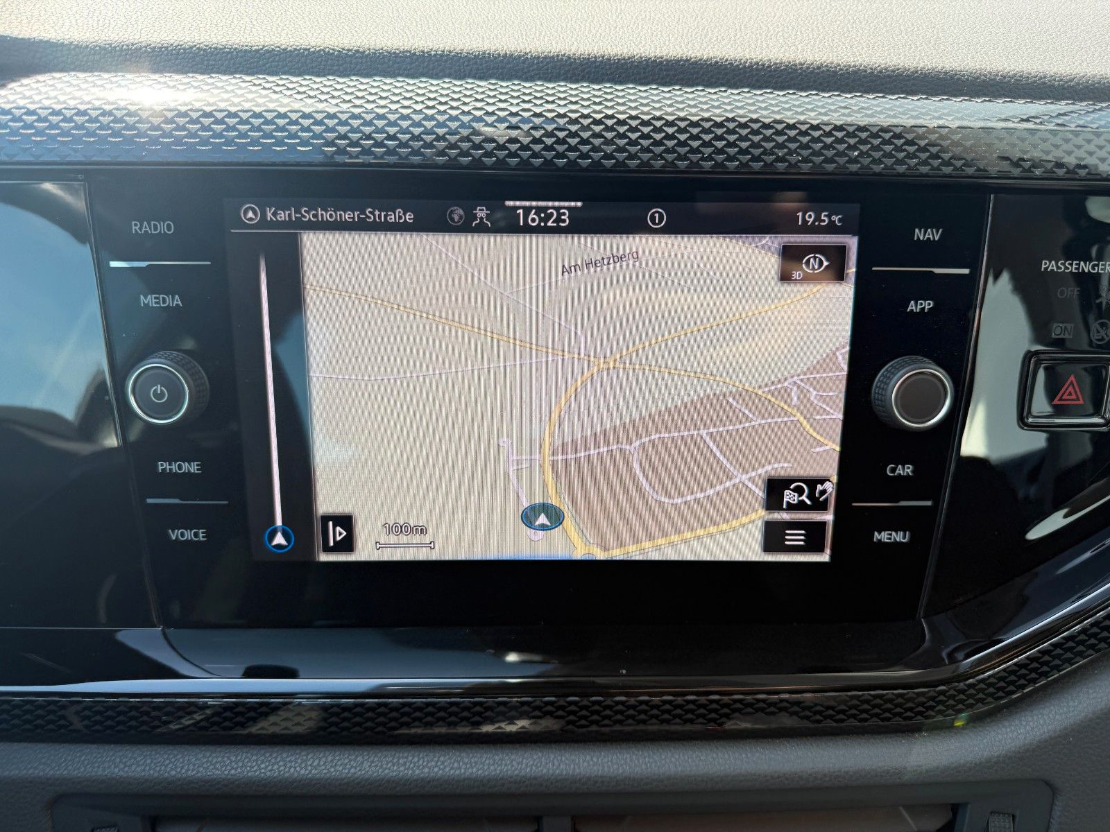 Volkswagen Polo VI Life 70KW DSG - Samsaru's Car Outlet