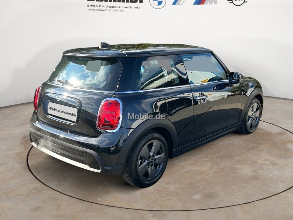 MINI Cooper Classic - Samsaru's Car Outlet