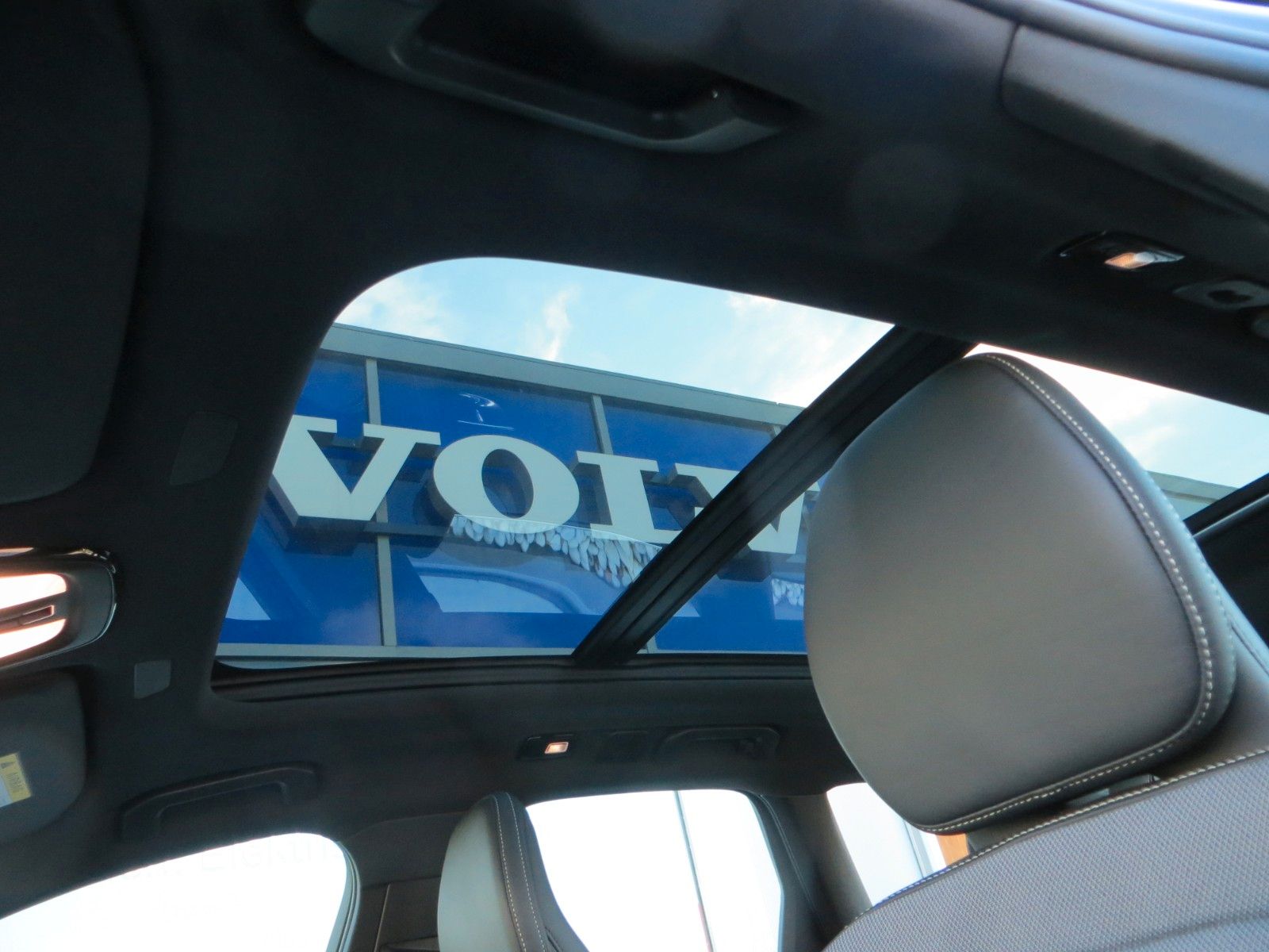 Volvo XC60 T6 AWD Recharge Plus Bright  STANDHZG. AHK