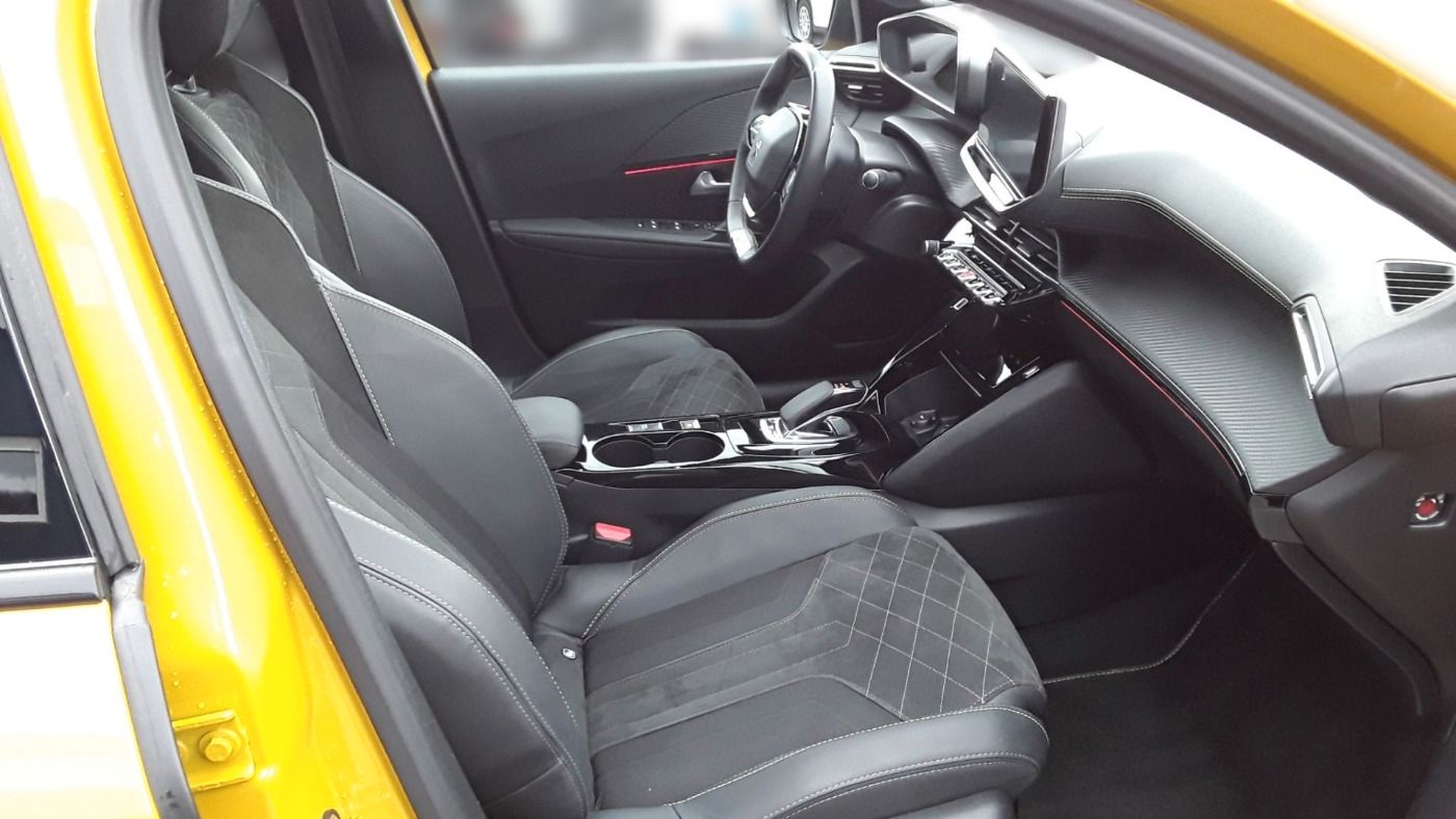 Peugeot 208 e- GT - Samsaru's Car Outlet