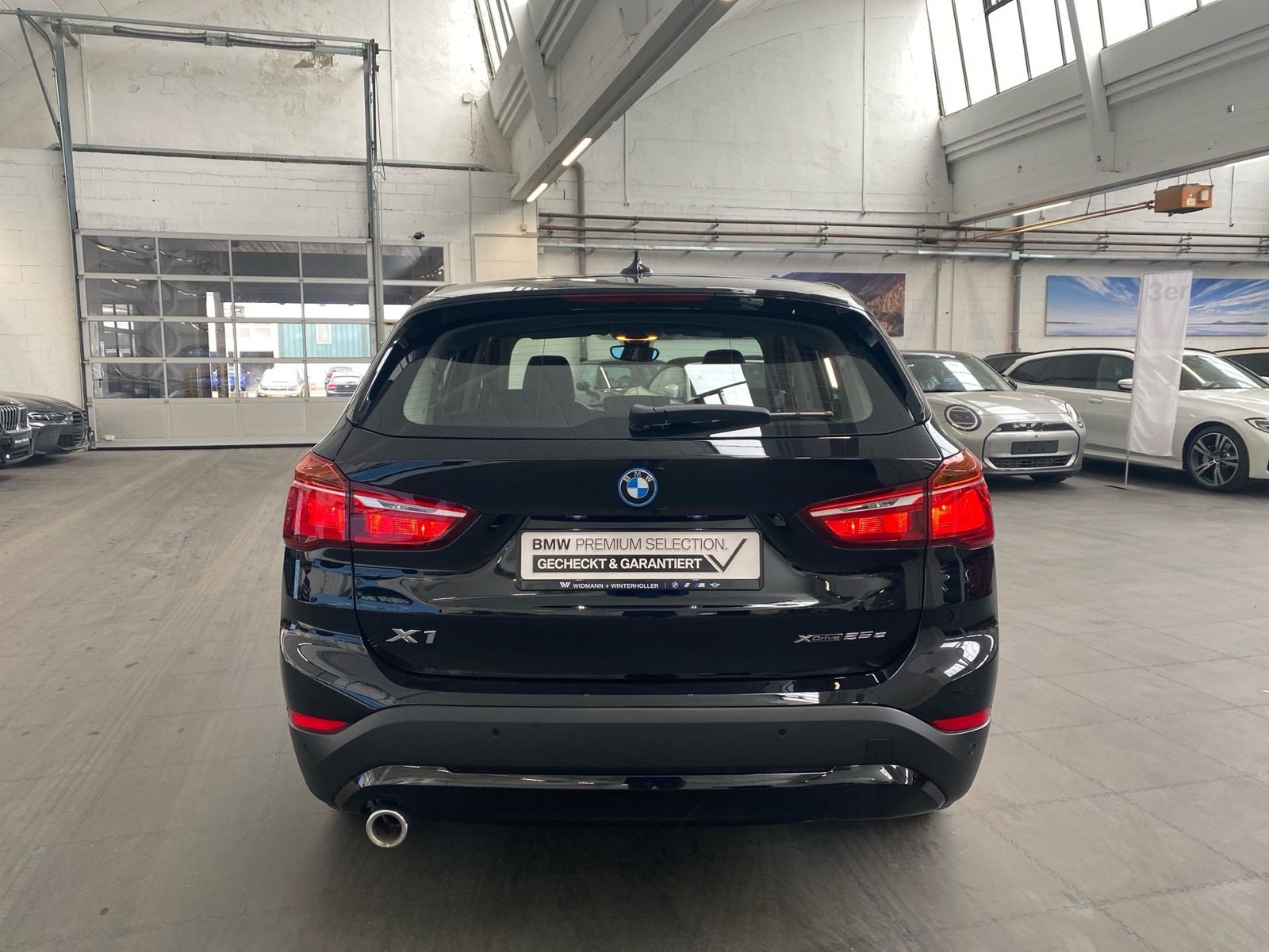 BMW X1 xDrive25e Advantage - Samsaru's Car Outlet