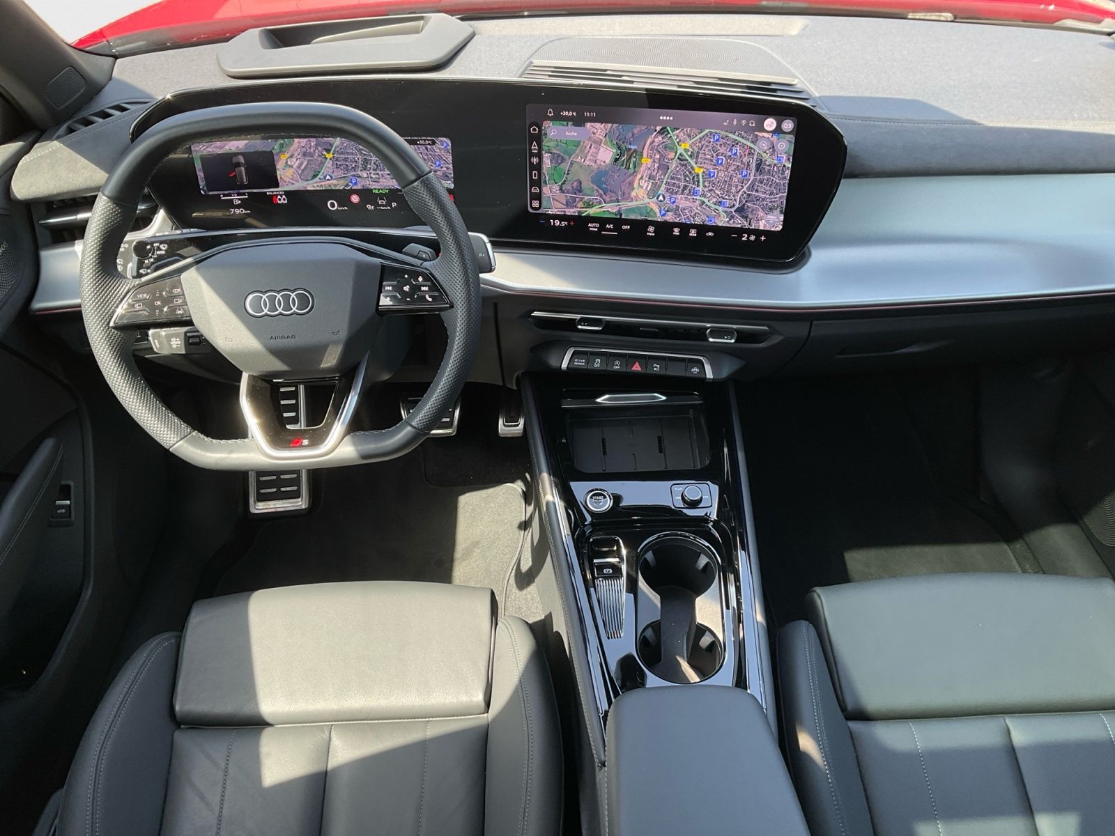 Audi Q3 SUV 2.0 TDI 2x S line AHK PANO HUD SONOS ACC