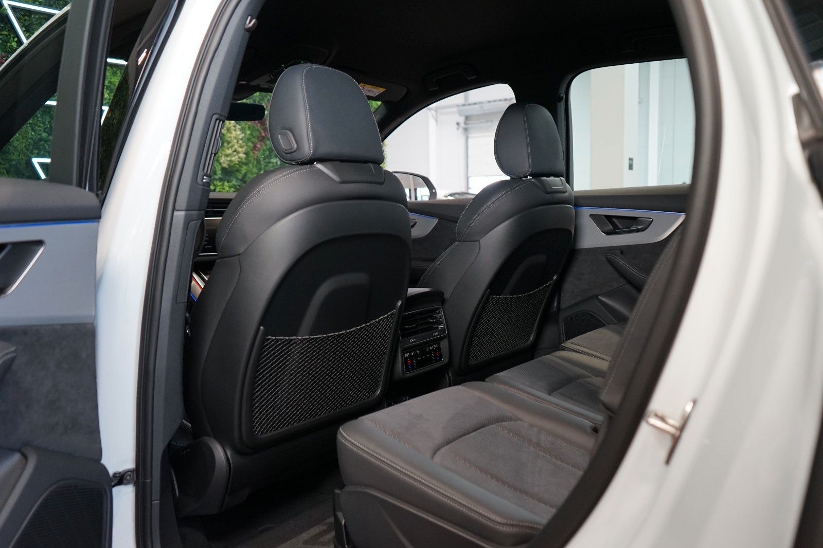 Audi Q7 50 TDI*S-LINE*TOW*OLED*AUX.HEAT*CZ*71.901€ NETTO
