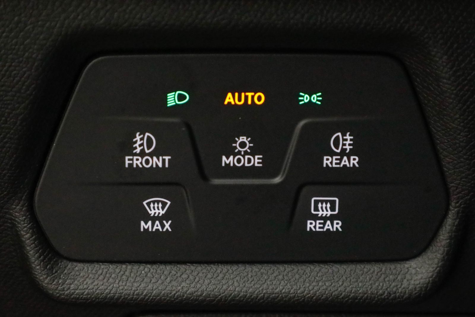 Seat Leon ST 2.0 TDI DSG AHK Kamera Navi ACC Keyless