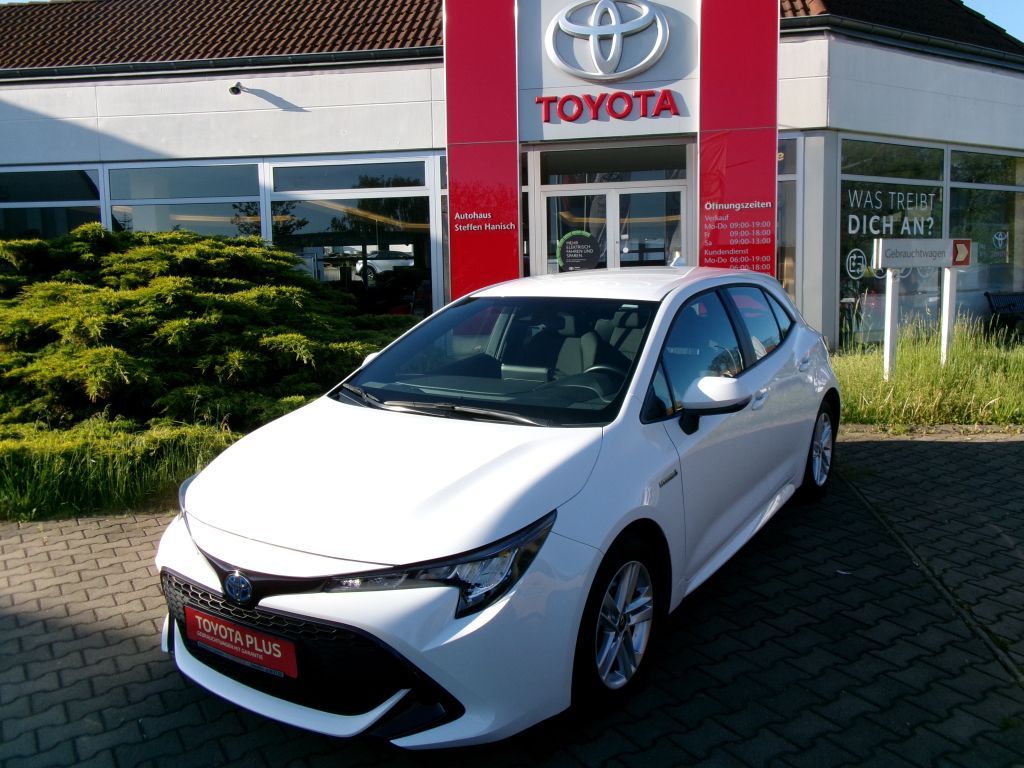 Toyota Corolla 1.8 Hybrid Comfort - Samsaru's Car Outlet