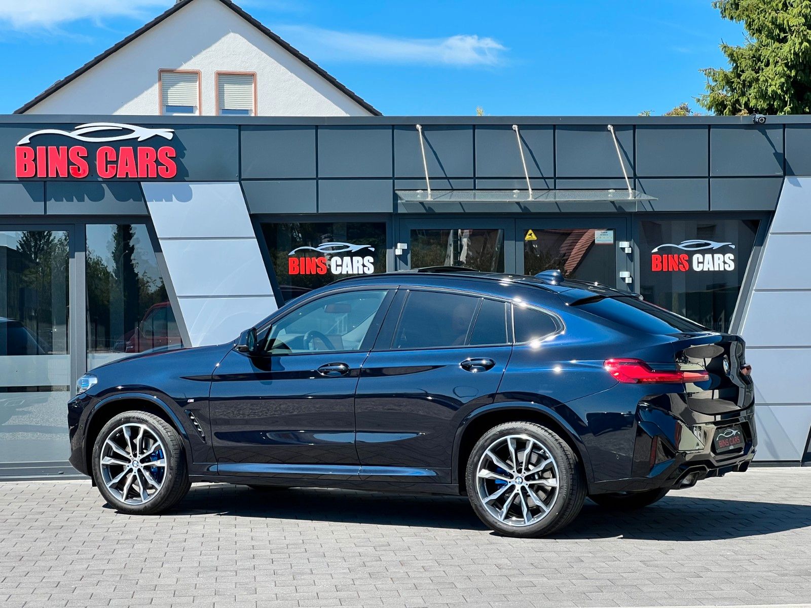 BMW X4 M Sport 30d xDrive*ACC*Pano*Laser*HUD*AHK*CAM