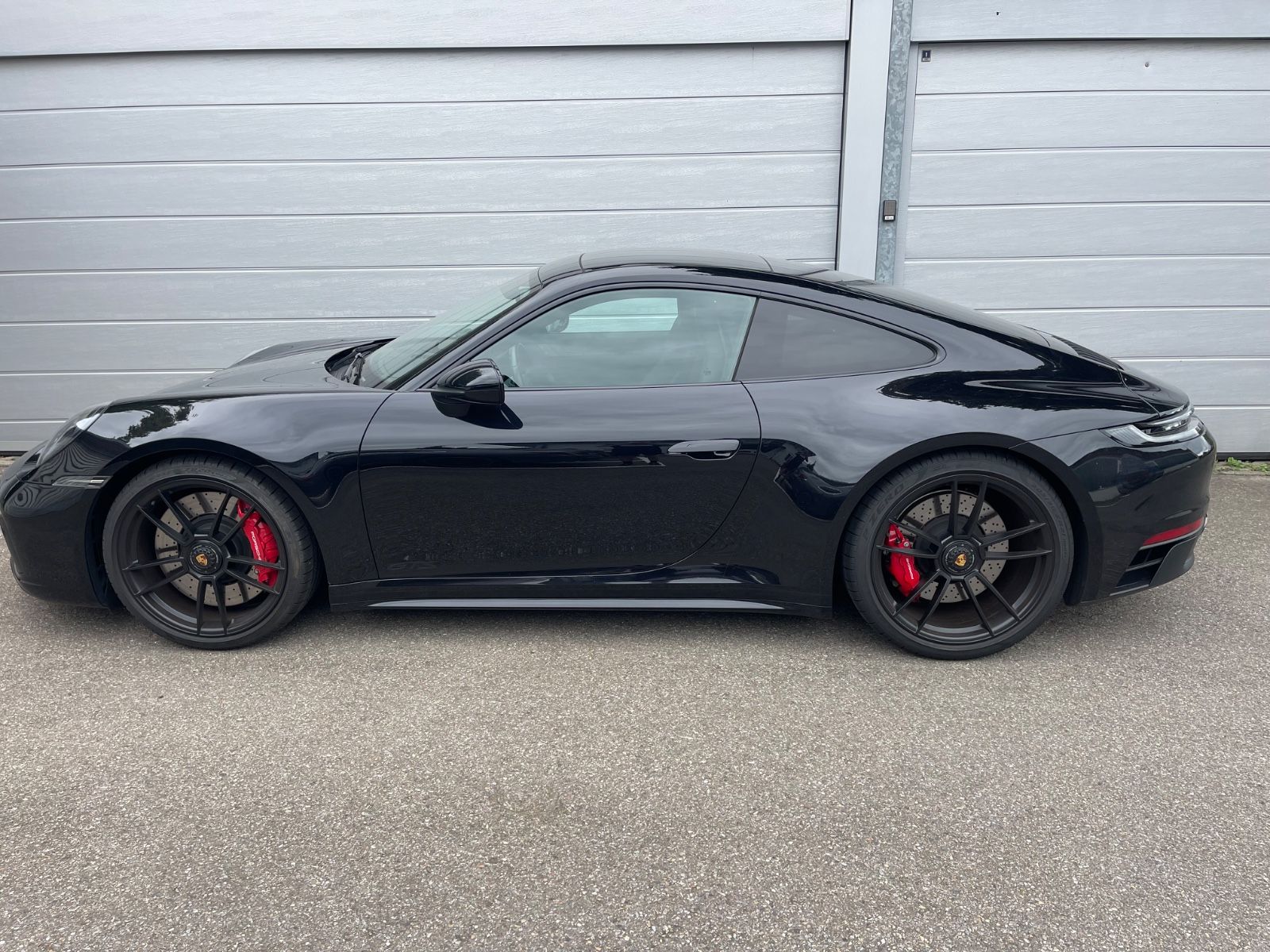 Porsche 992 4 GTS Coupe - Samsaru's Car Outlet