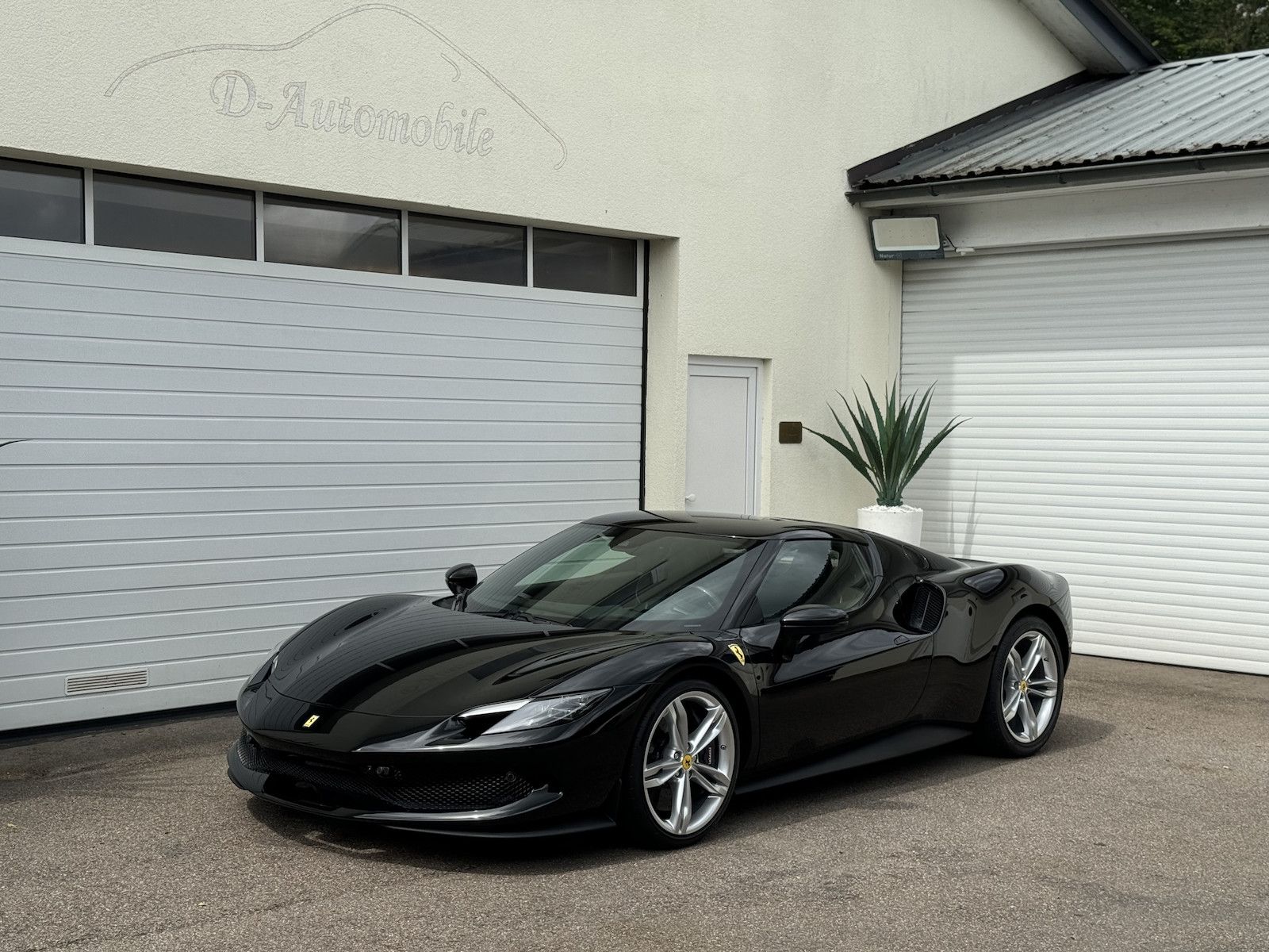 Ferrari 296 GTB - Samsaru's Car Outlet