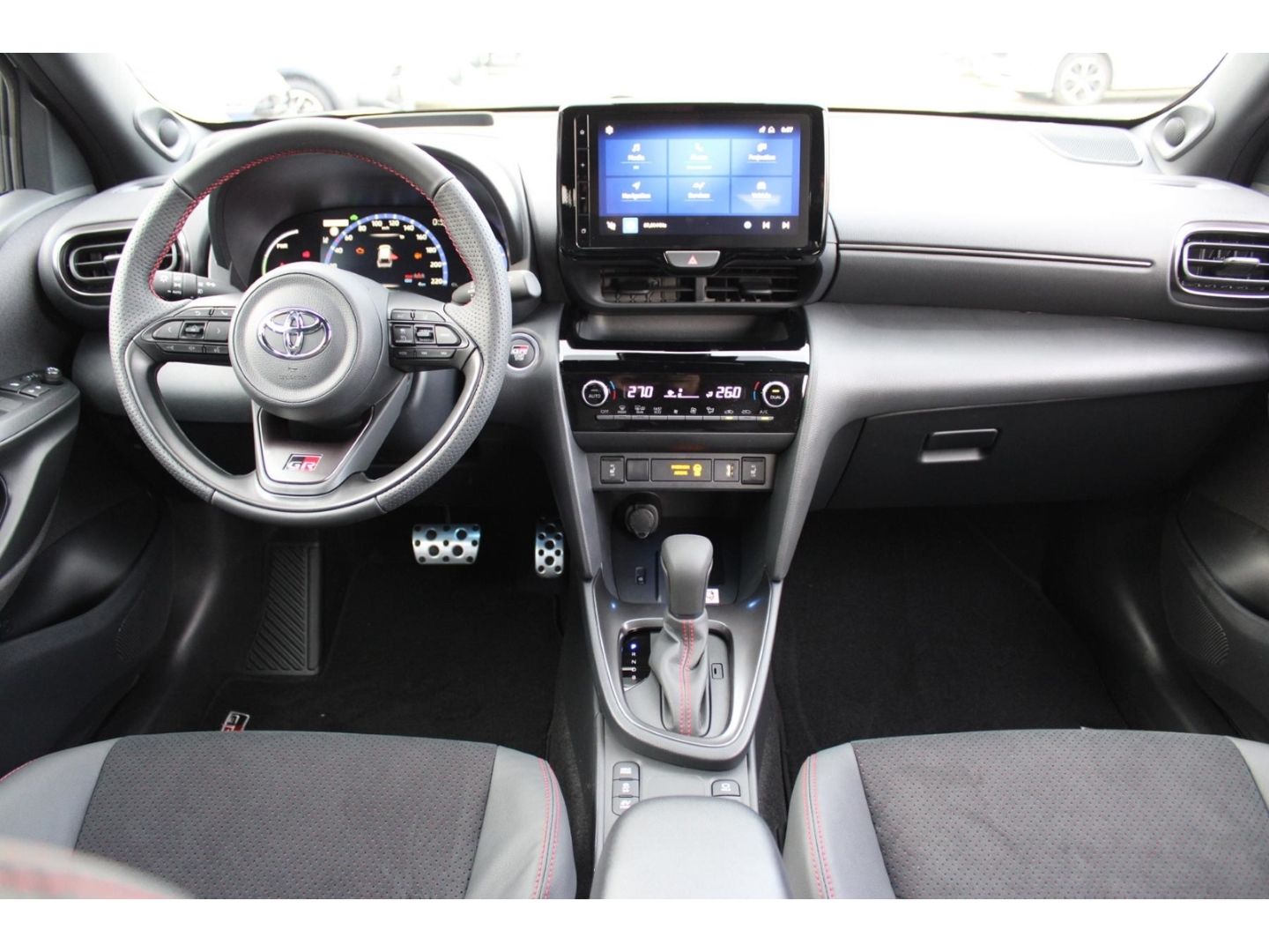 Toyota Yaris Cross GR-SPORT+ADVANCED-P+CARPLAY+GJ-RÄDER