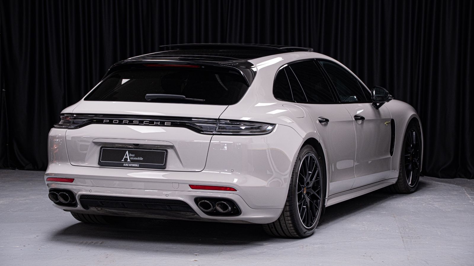 Porsche Panamera ST 4E-Hybrid Platinum Editi SportDesign