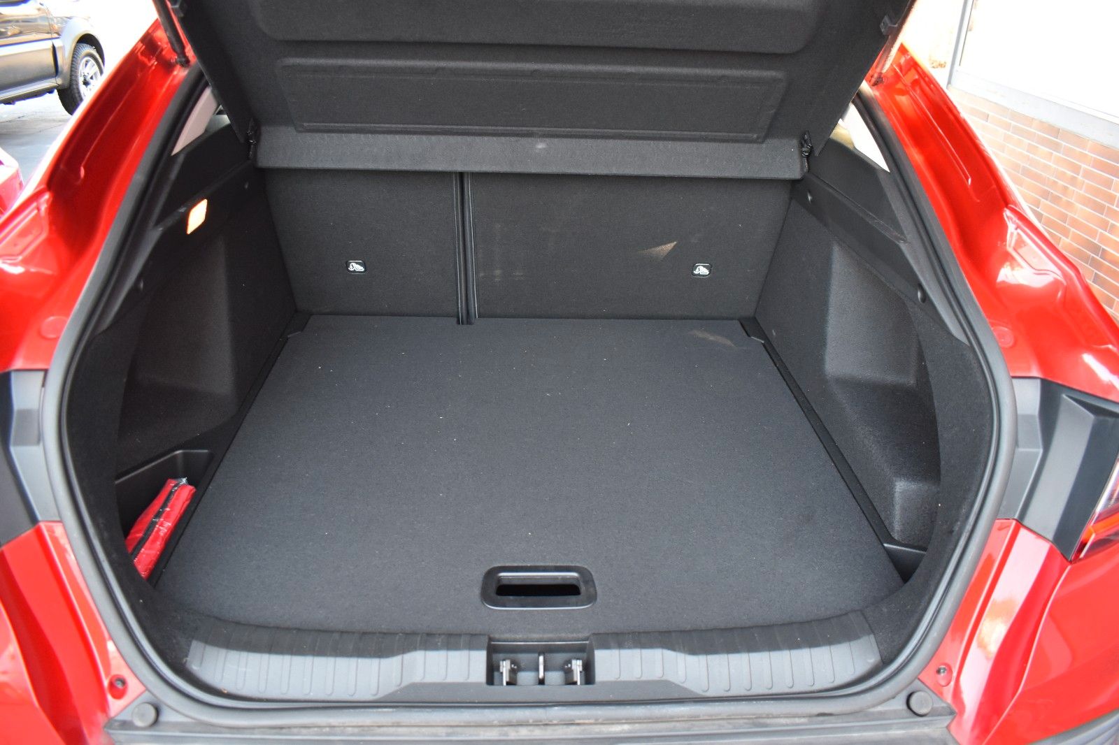 Renault Arkana TCe 140 Automatik Zen - Samsaru's Car Outlet