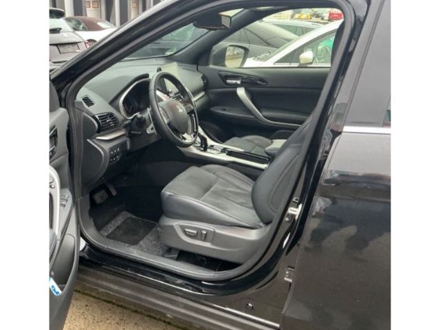 Mitsubishi Eclipse Cross Plus Select Black Hybrid 4WD 2.4 M