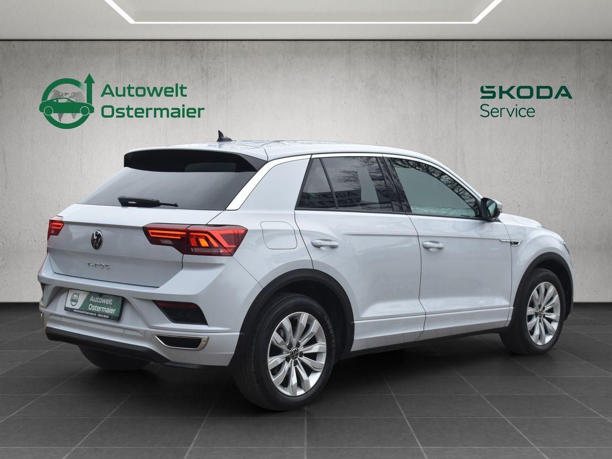 Volkswagen T-Roc 1.5 TSI DSG Sport R-Line - Samsaru's Car Outlet
