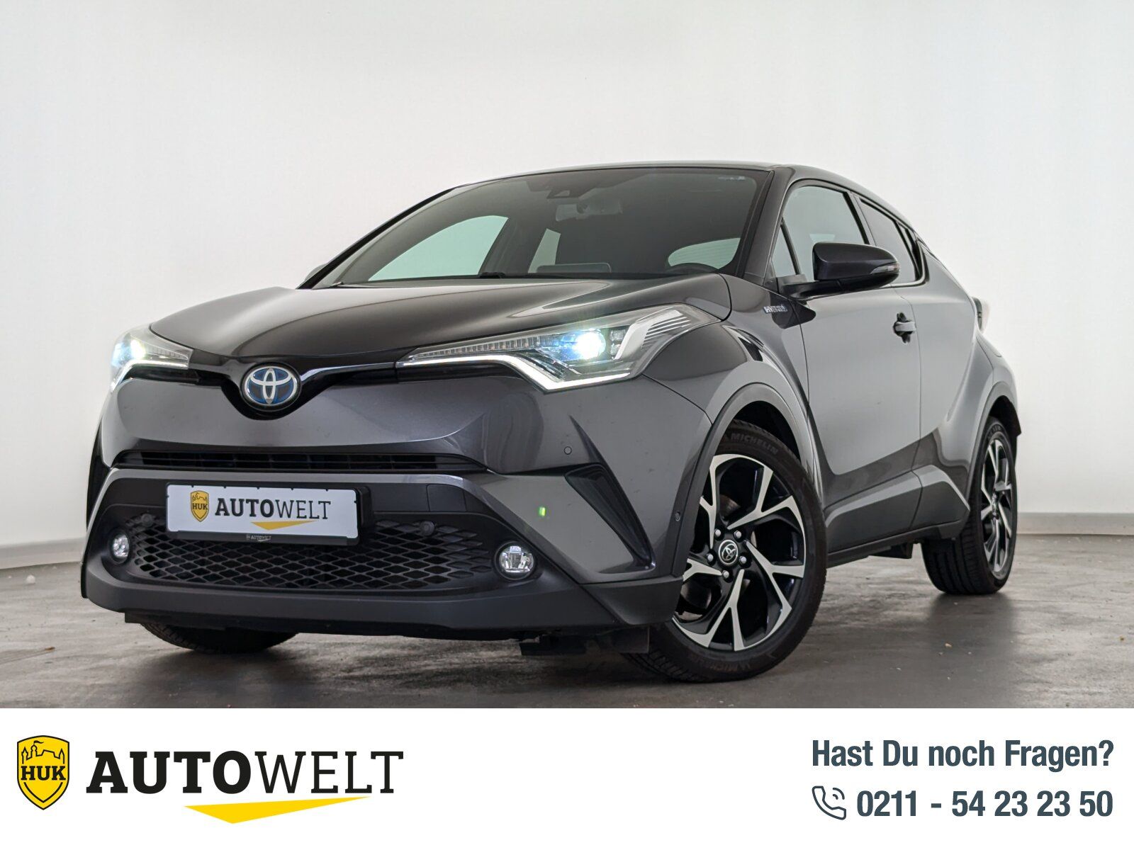 Toyota C-HR 1.8 Hybrid Team - Samsaru's Car Outlet