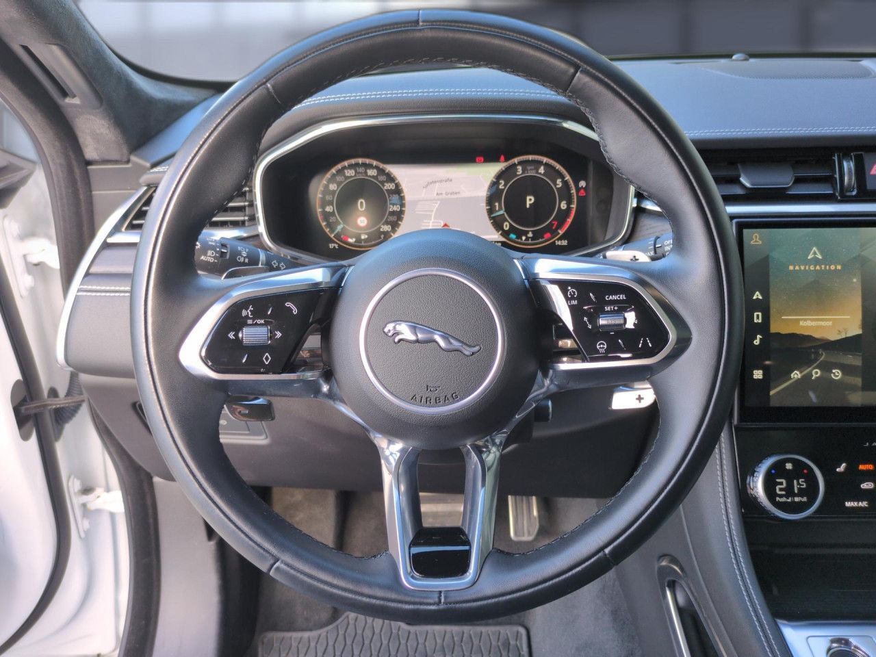Jaguar F-Pace P250 R-Dynamic HSE AWD Winter-P. AHK Navi