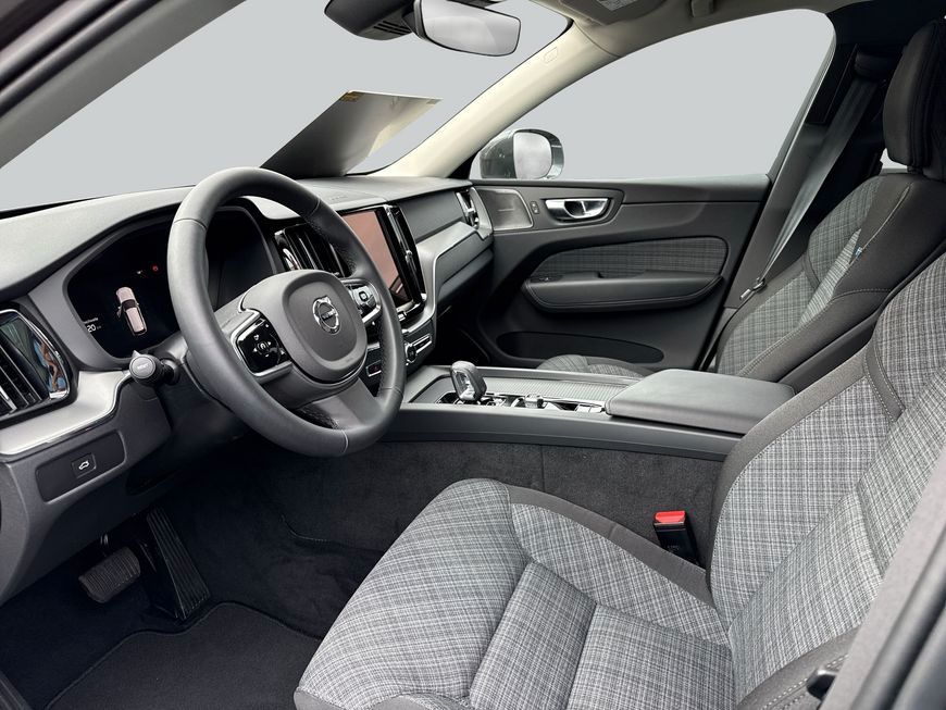 Volvo XC60 B5 B AWD Core