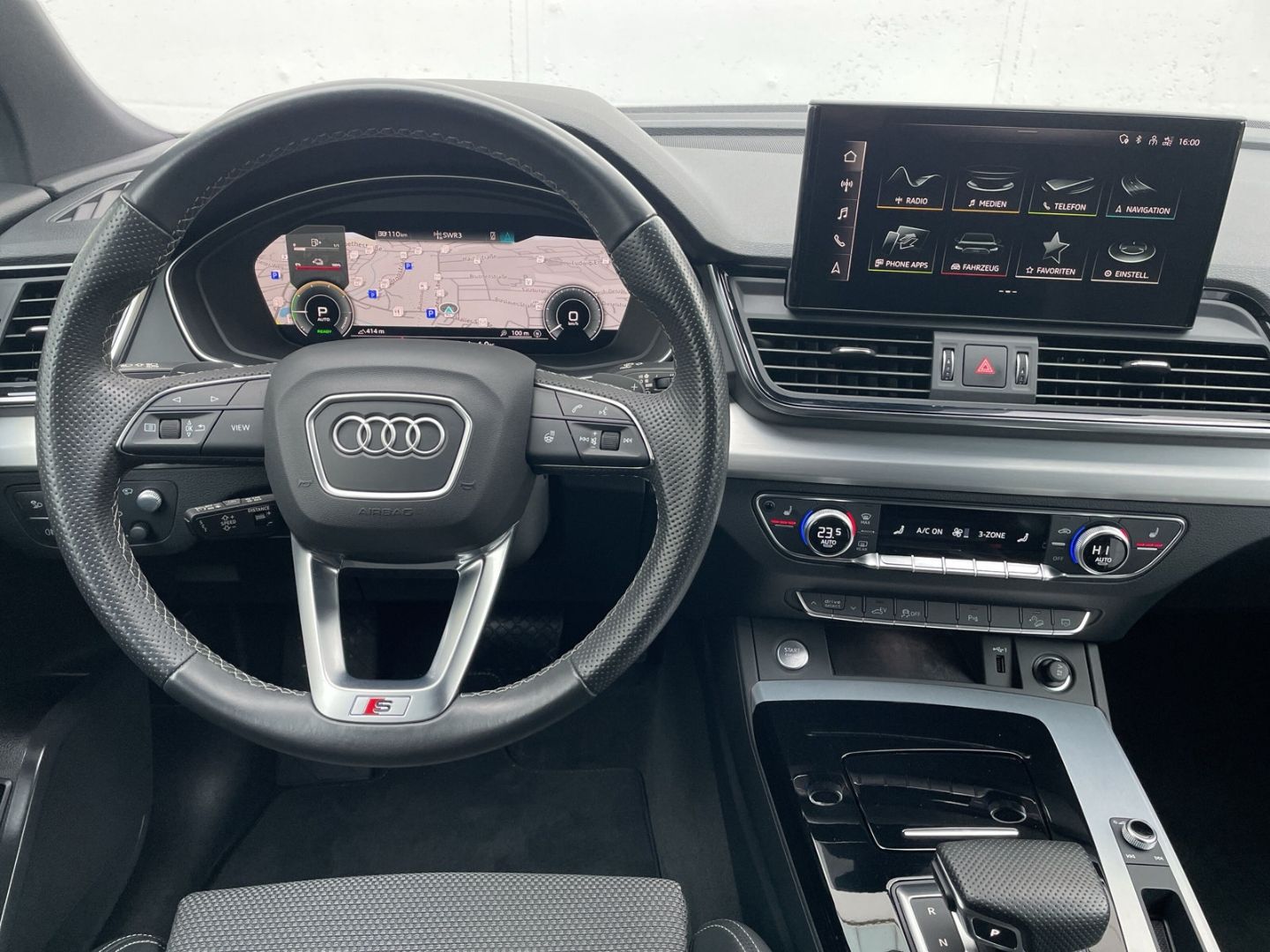 Audi Q5 55 TFSI e quattro S line AHK/HUD/Matrix/Navi/