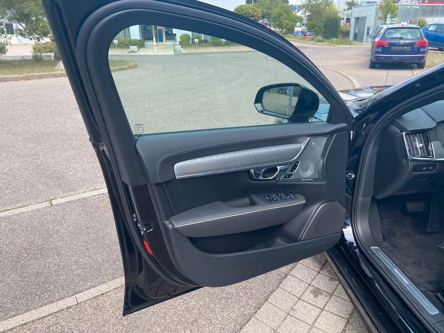 Volvo S90 T8 Recharge AWD Ultimate Dark