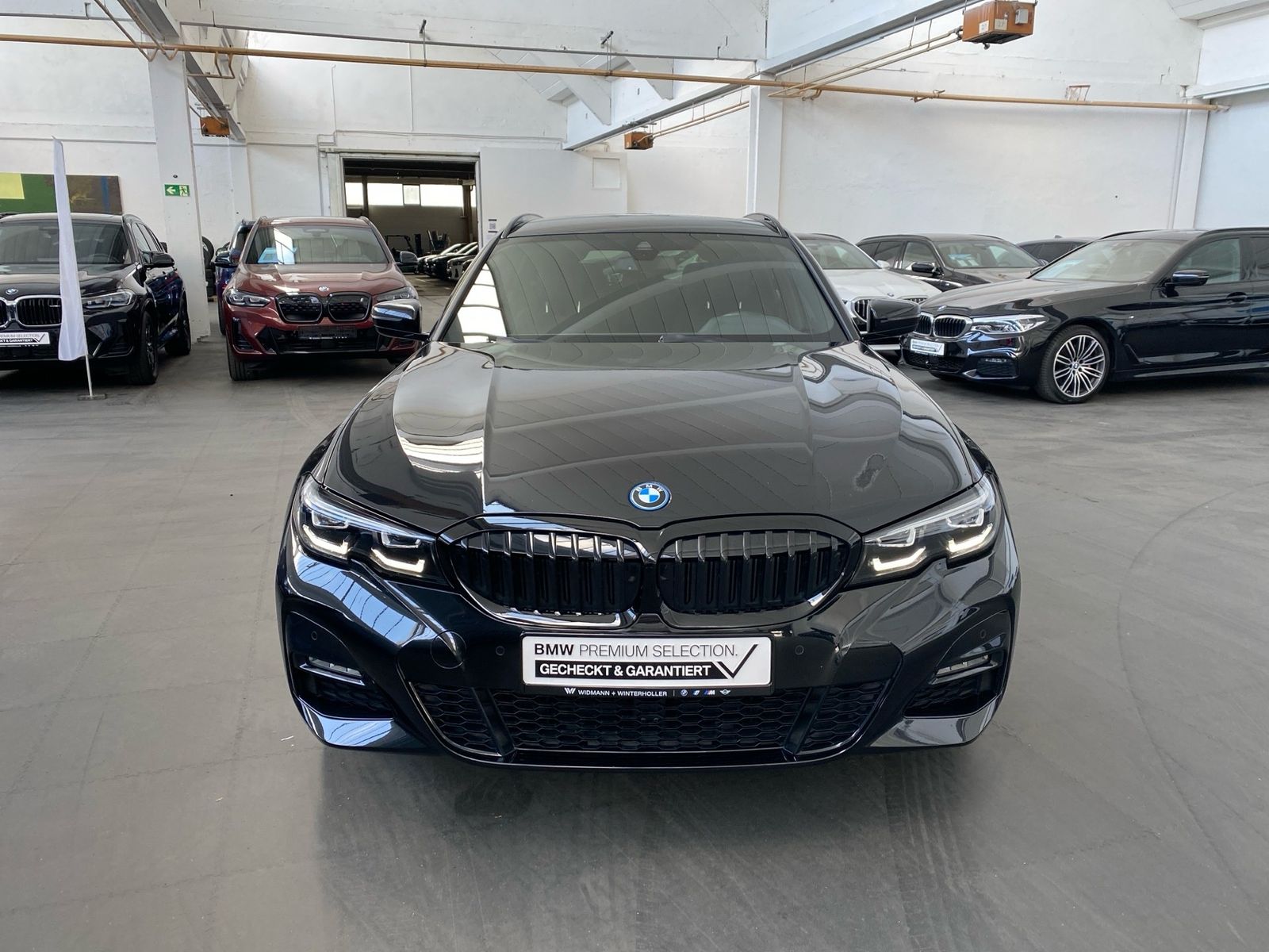 BMW 330e xDrive M Sport - Samsaru's Car Outlet