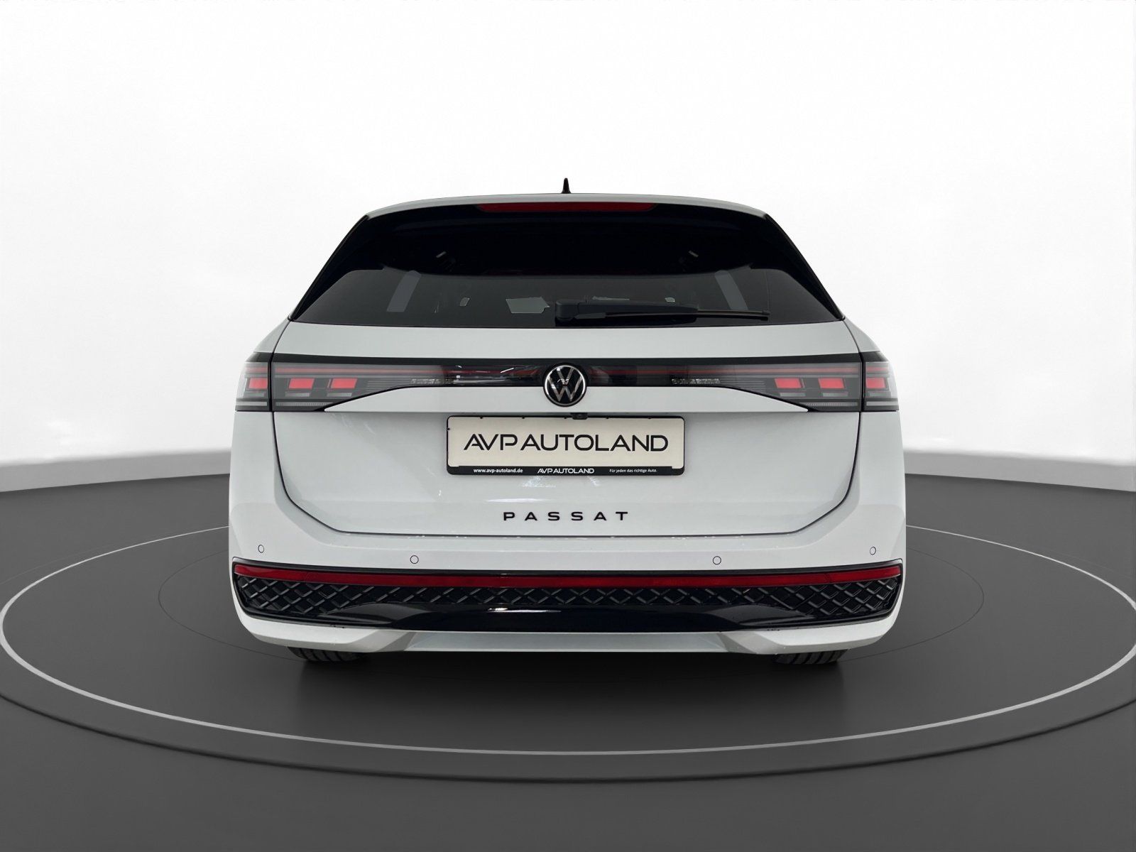Volkswagen Passat Variant 1.5 TSI eHybrid R-Line | AHK |